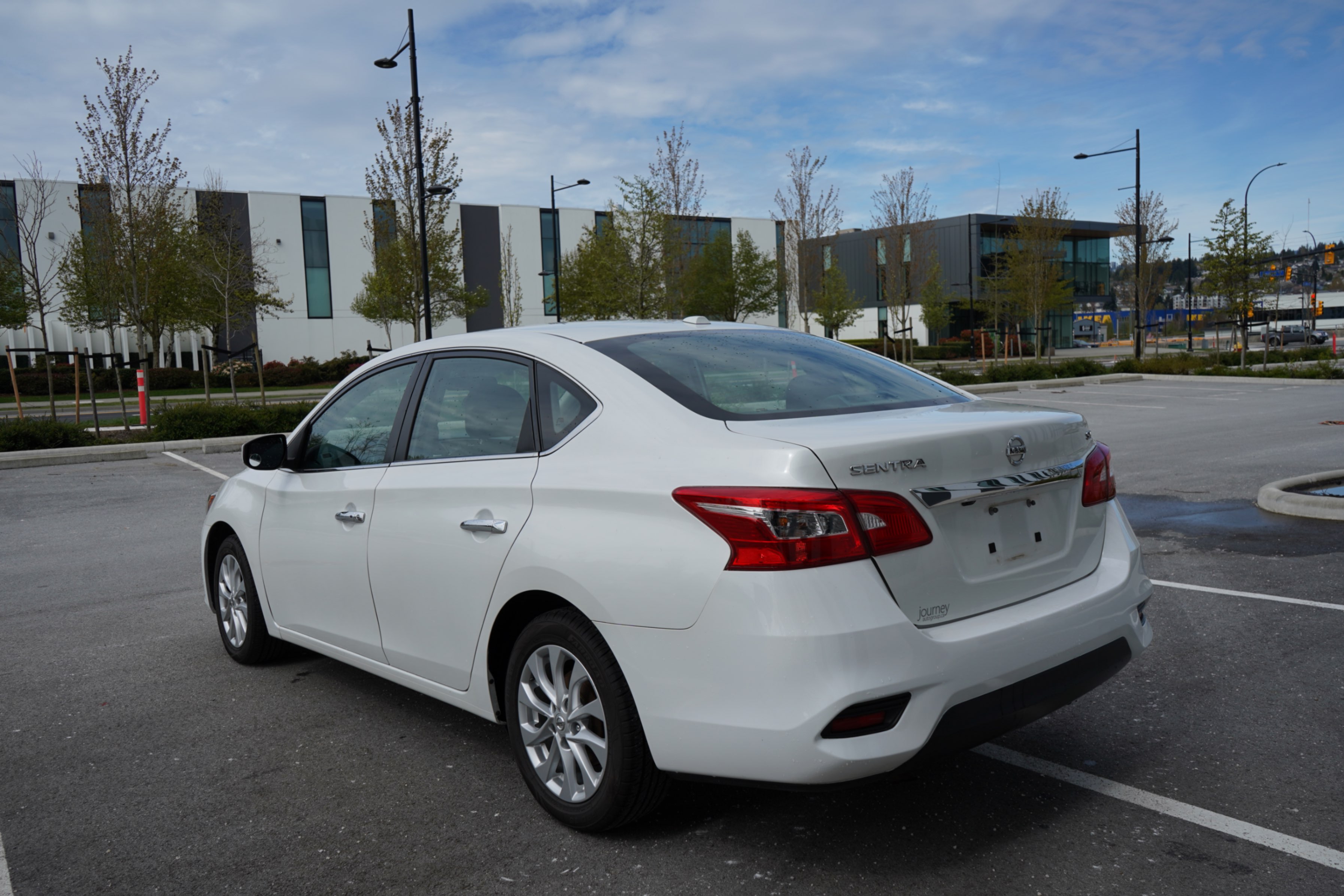 /worldwidemodernauto/2019-Nissan-Sentra-0328837702914504.jpg