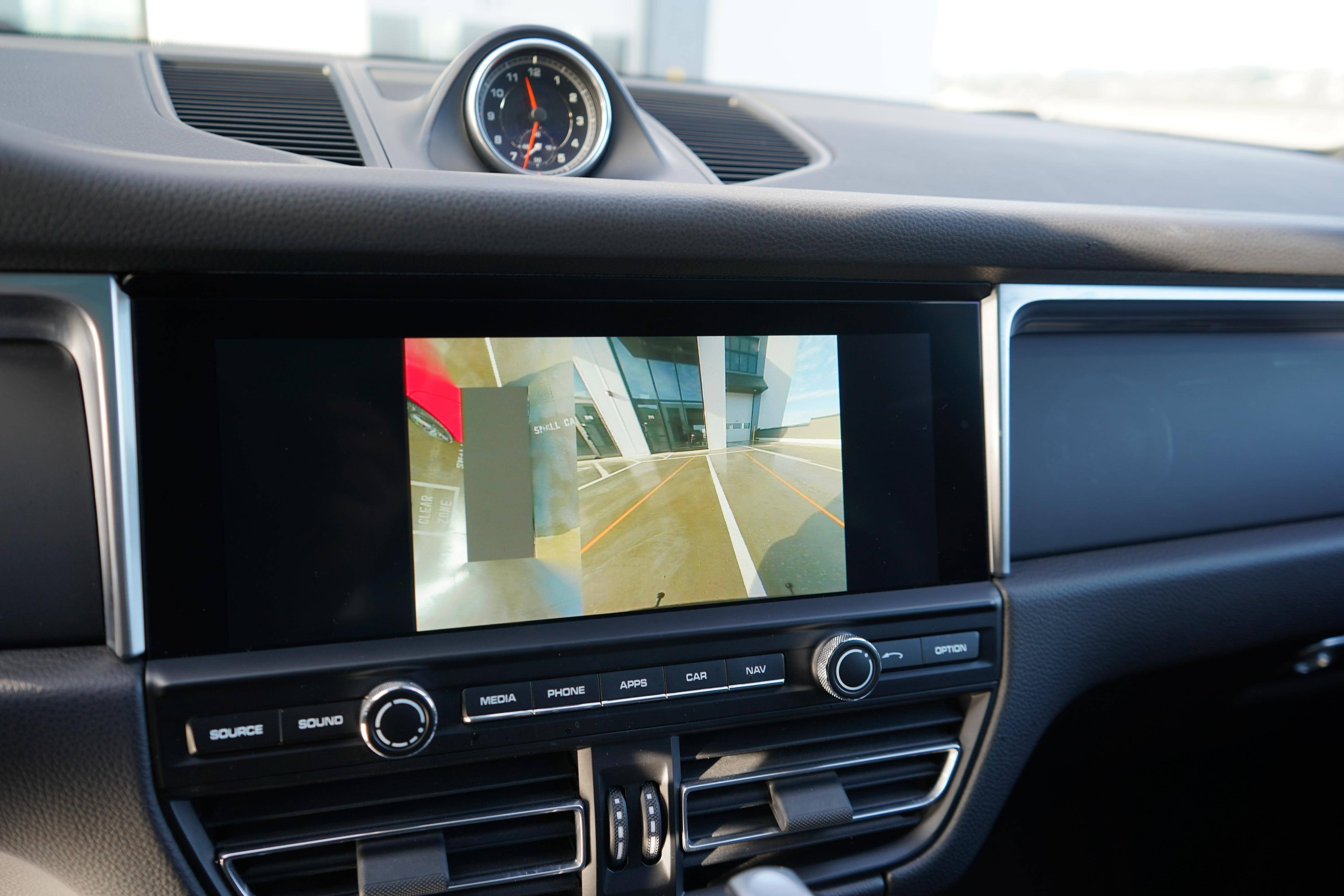 /worldwidemodernauto/2019-Porsche-Macan-005878837935268777.jpg