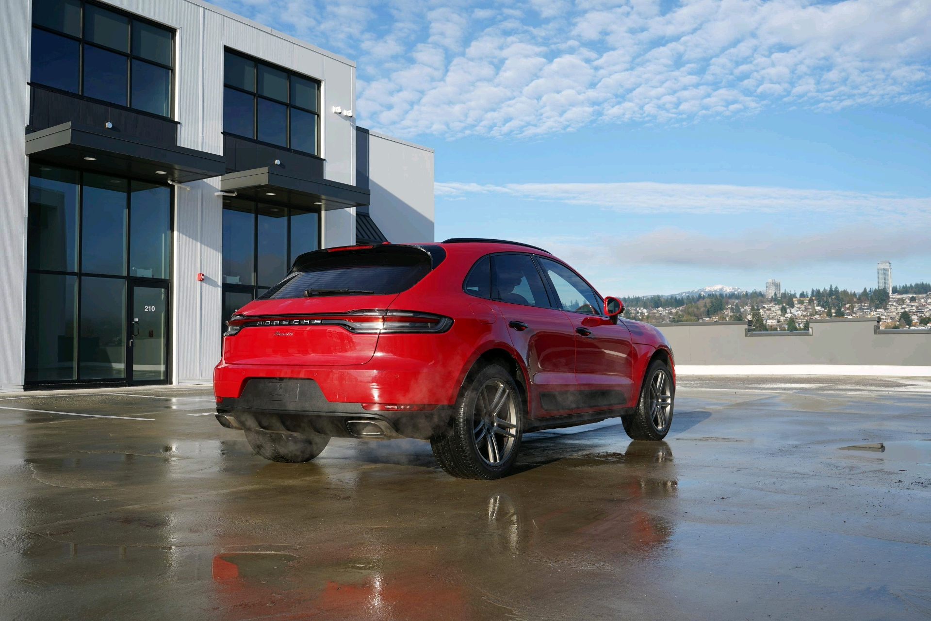 /worldwidemodernauto/2019-Porsche-Macan-07847856019104005.jpg