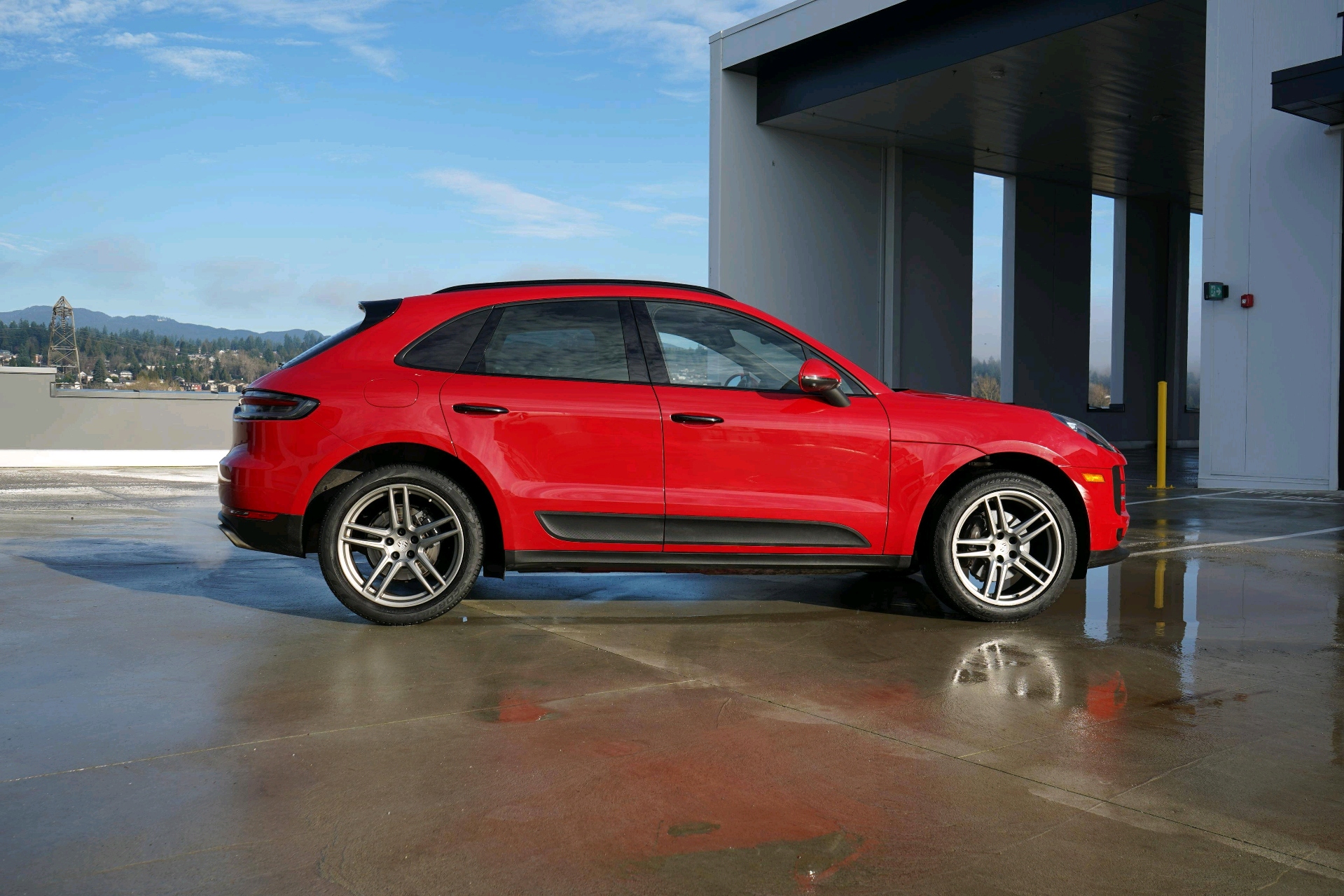 /worldwidemodernauto/2019-Porsche-Macan-307499205757902.jpg