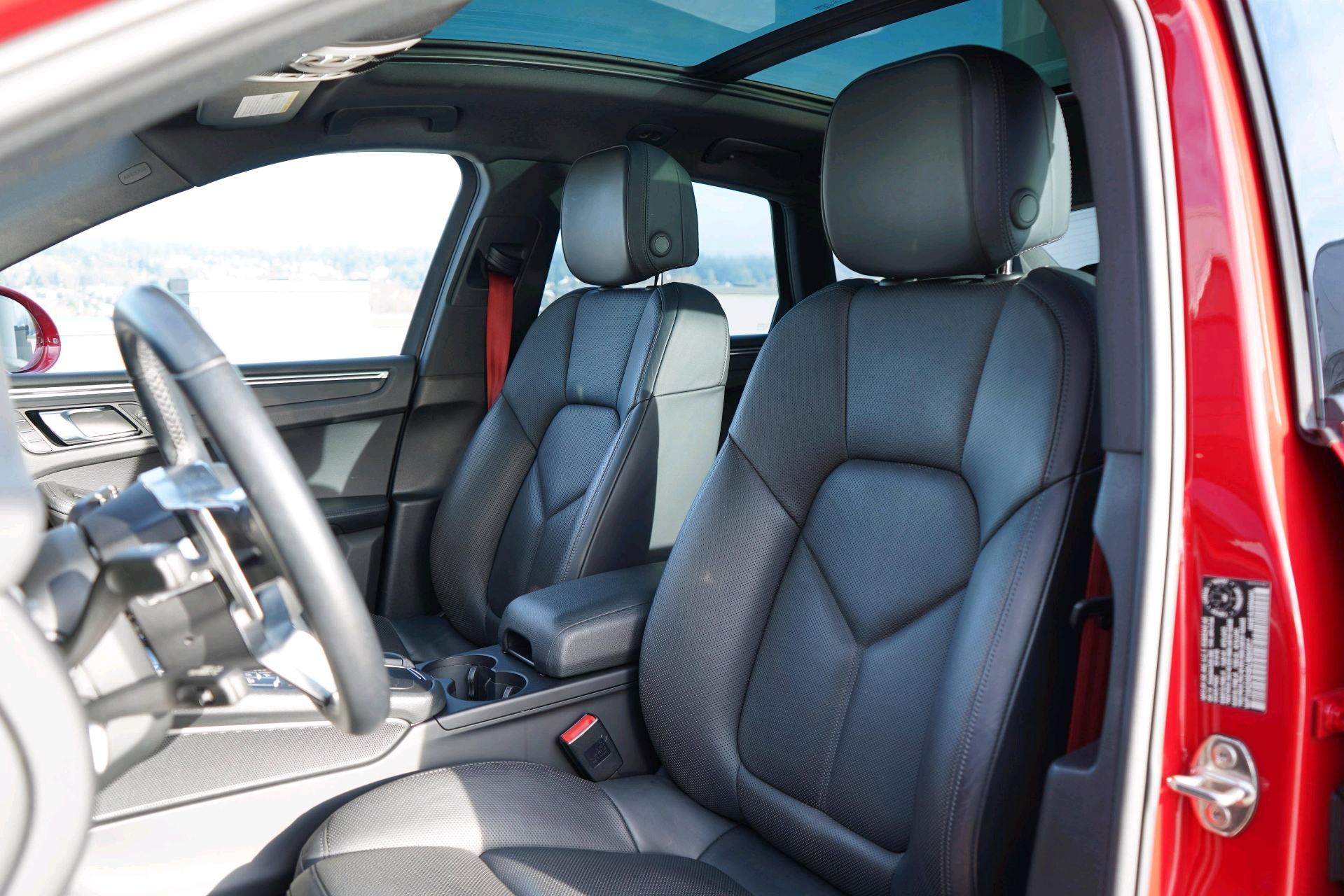 /worldwidemodernauto/2019-Porsche-Macan-32827510035224483.jpg