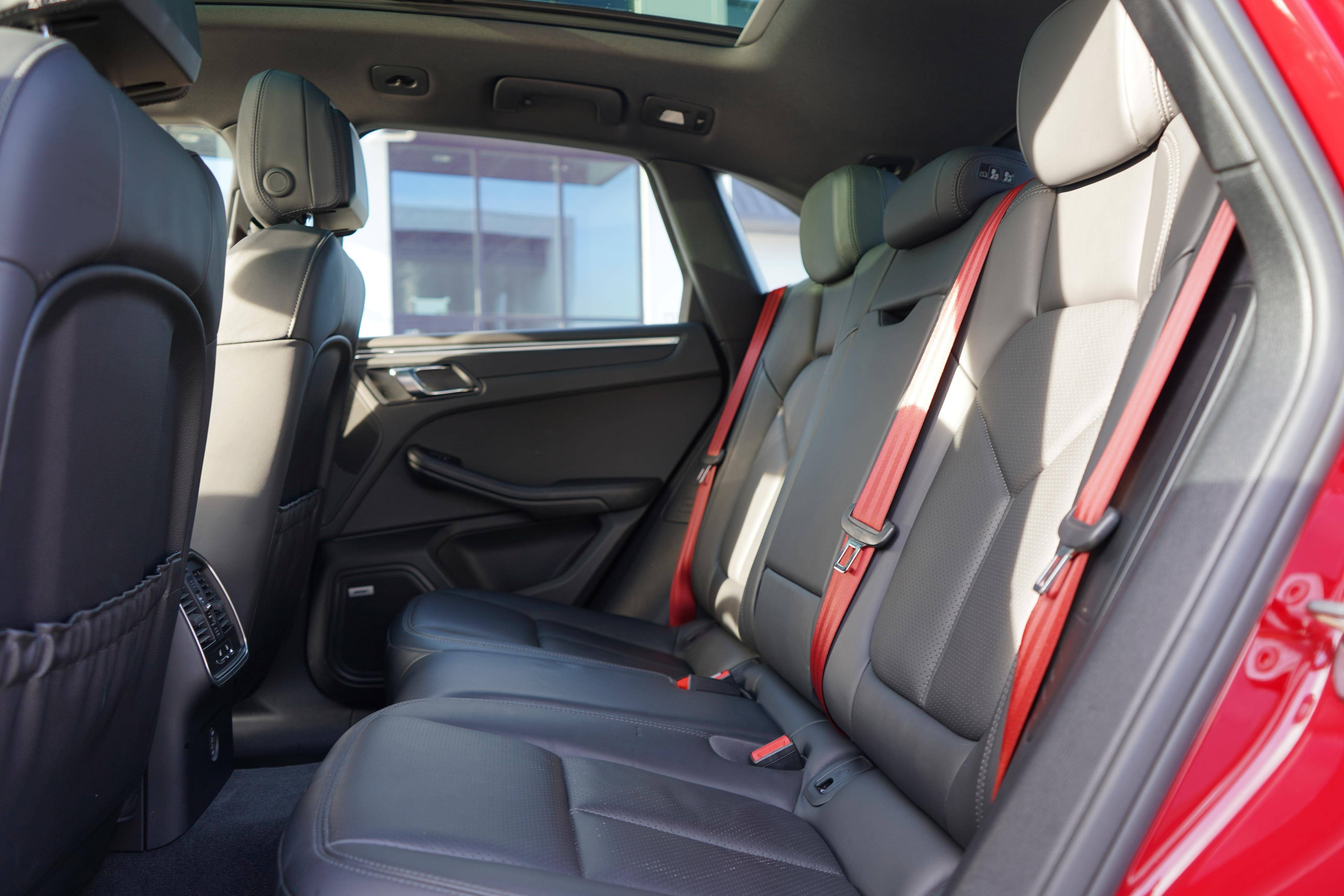 /worldwidemodernauto/2019-Porsche-Macan-6485018636208568.jpg