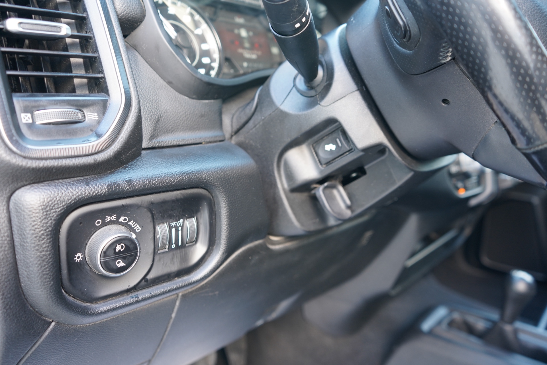 /worldwidemodernauto/2019-Ram-2500-6355841356997081.jpg