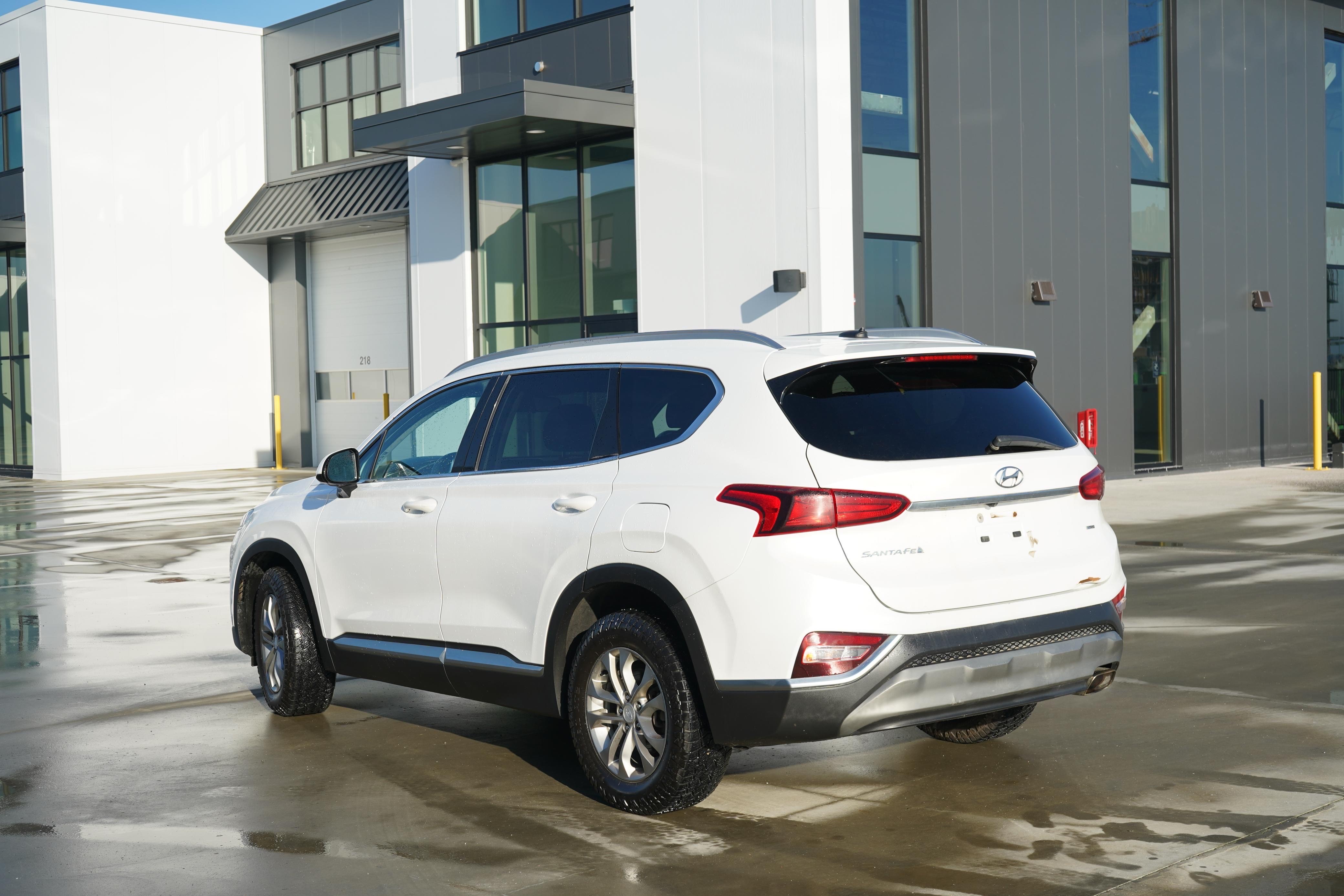 /worldwidemodernauto/2020-Hyundai-SantaFe-5914759907558376.jpg