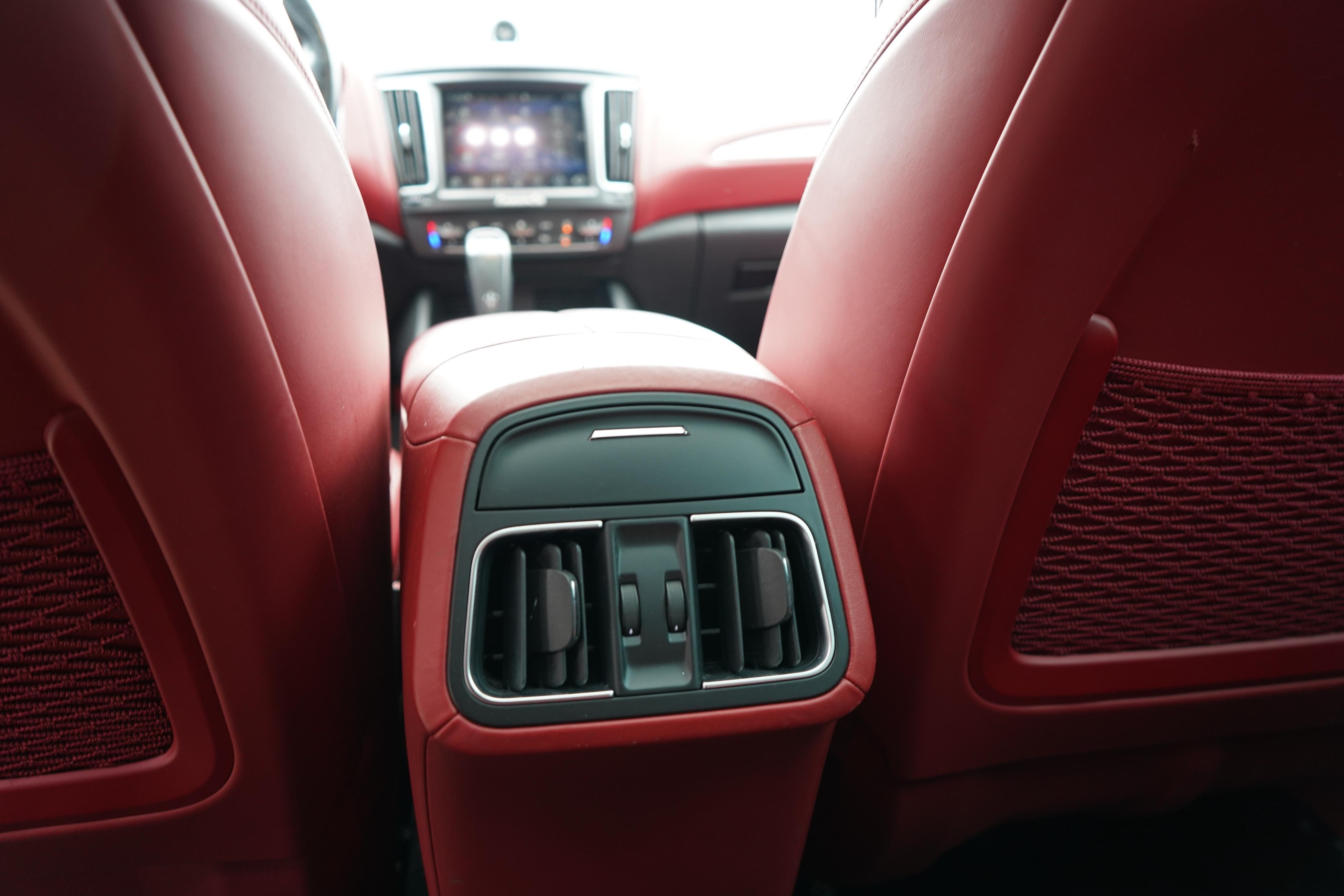 /worldwidemodernauto/2020-Maserati-Levante-4730103070236509.jpg