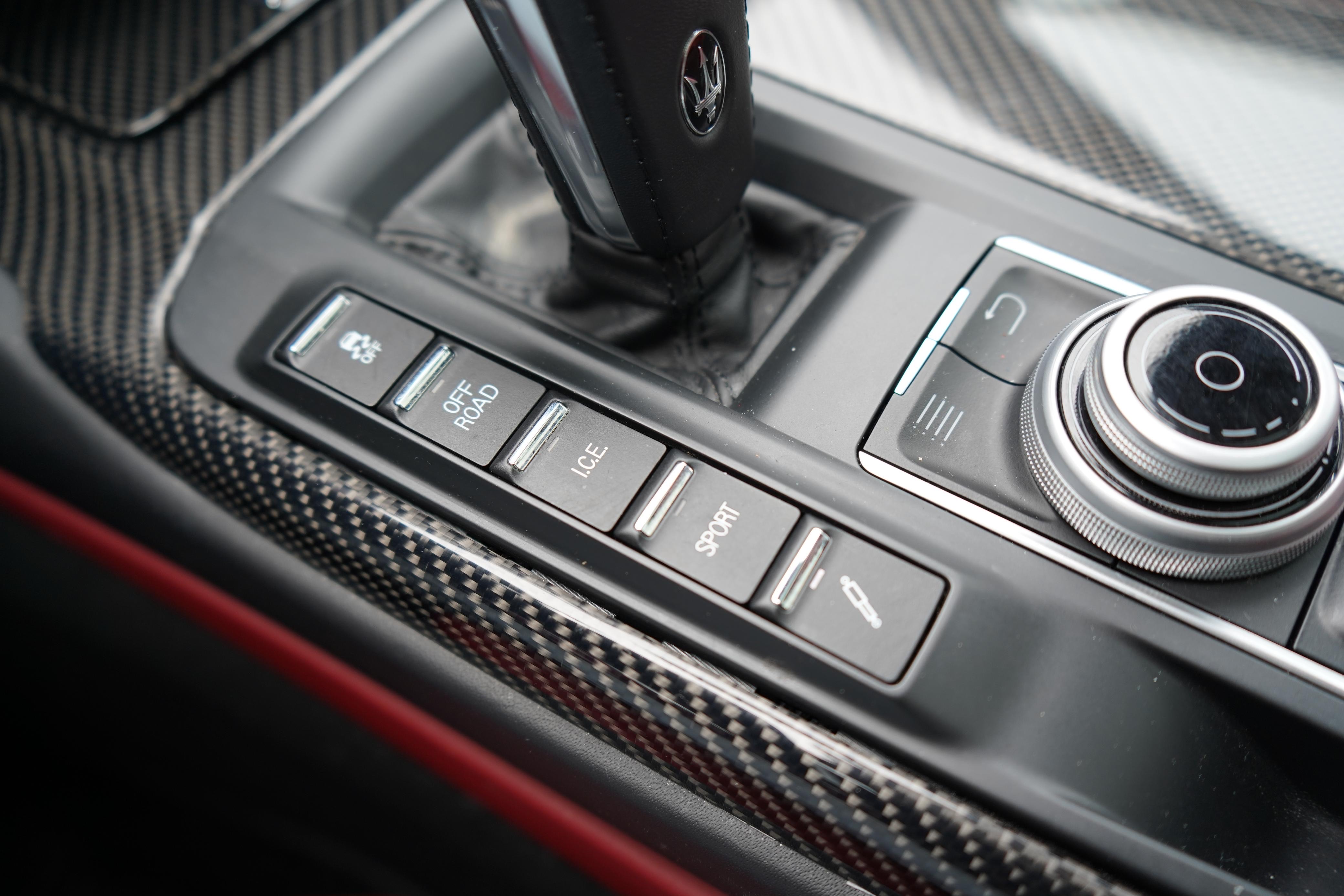 /worldwidemodernauto/2020-Maserati-Levante-6509714297405254.jpg