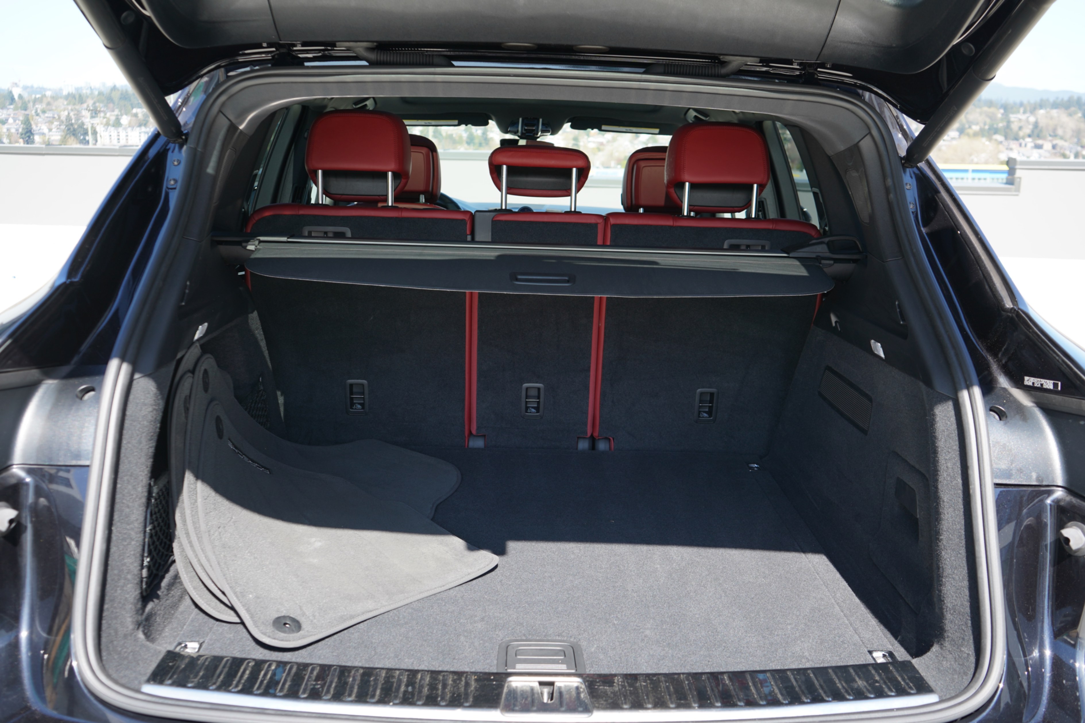 /worldwidemodernauto/2020-Porsche-Cayenne-17580391373440052.jpg