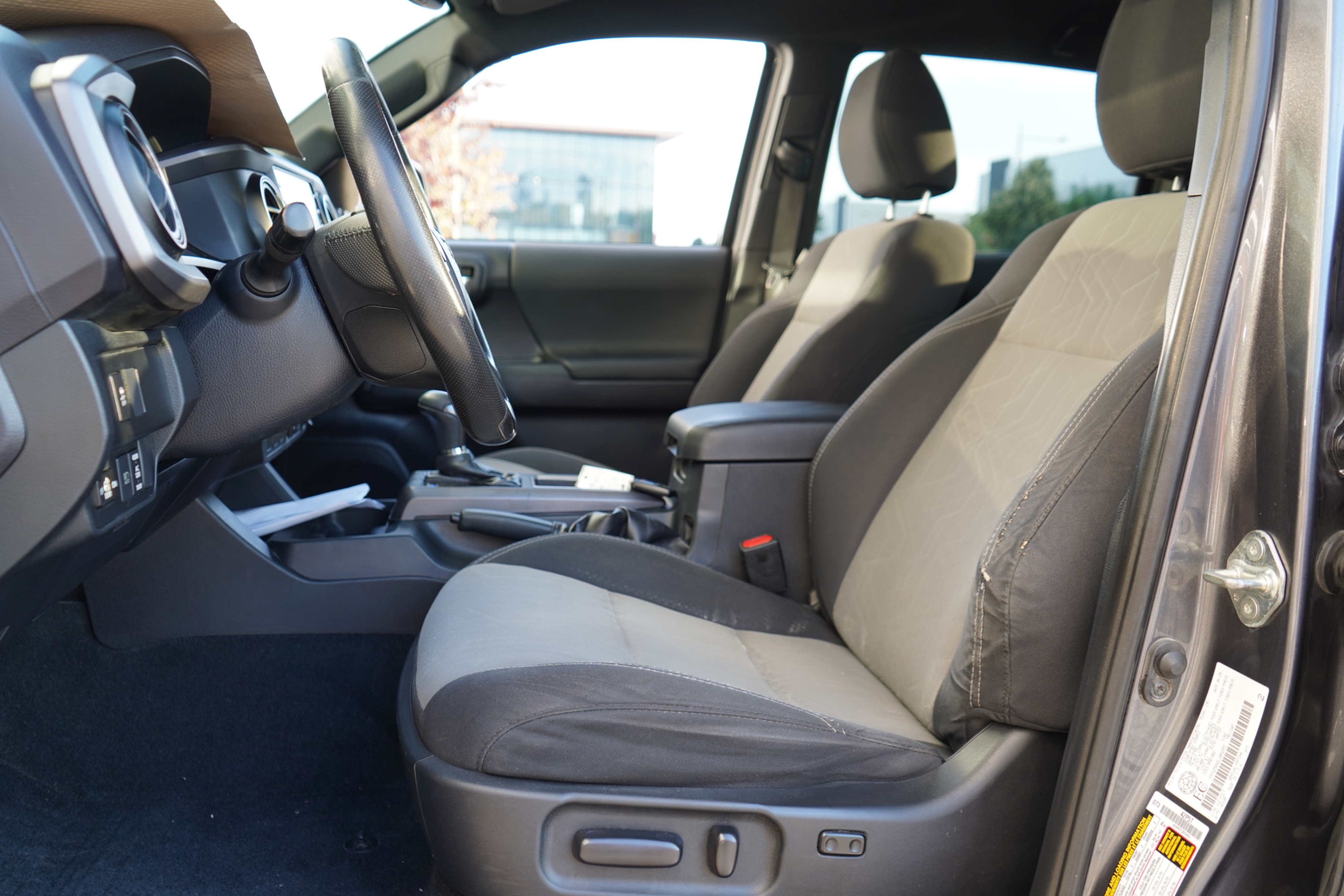 /worldwidemodernauto/2020-Toyota-Tacoma-1727850728588014.jpg