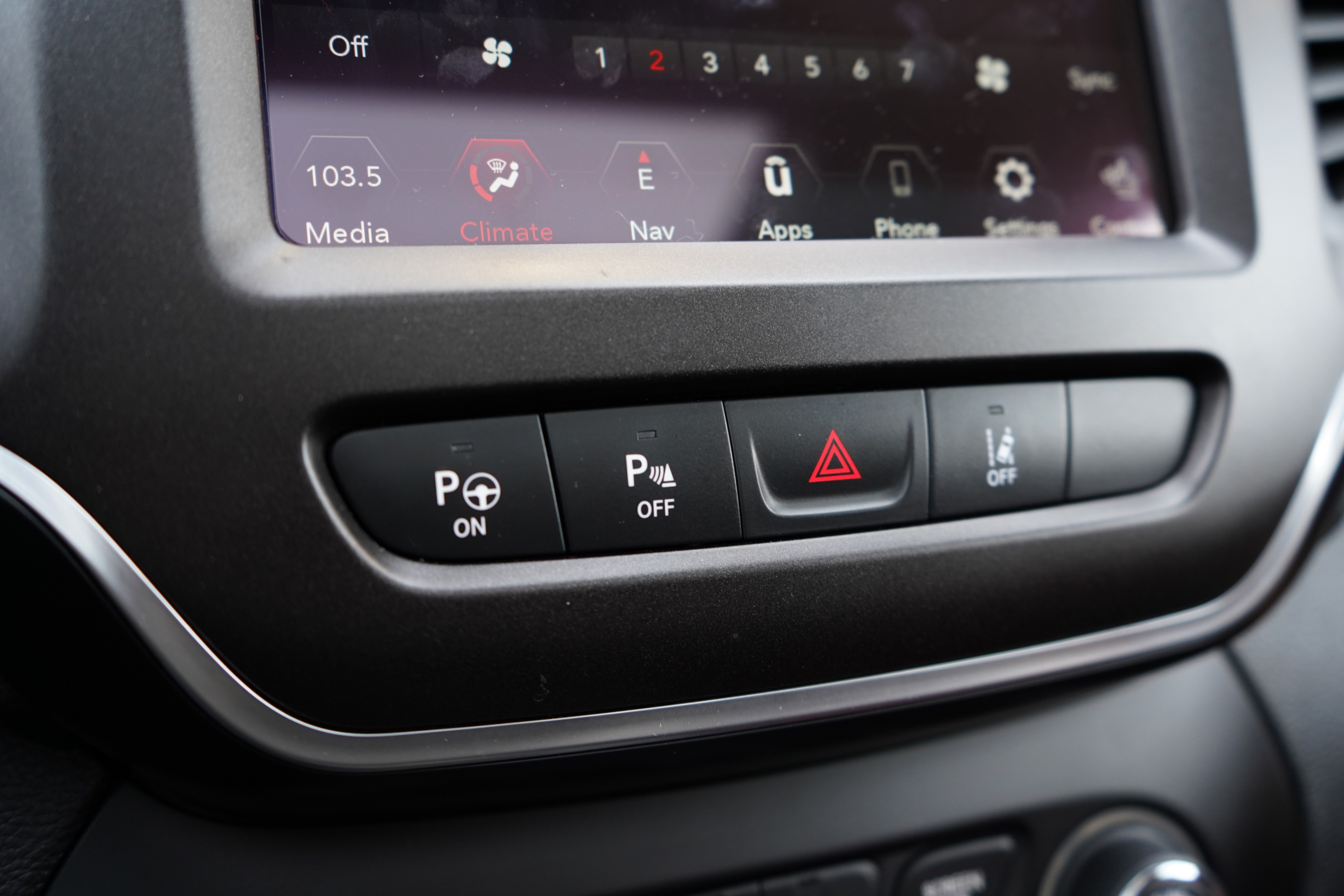 /worldwidemodernauto/2021-Jeep-Cherokee-5811376848661967.jpg