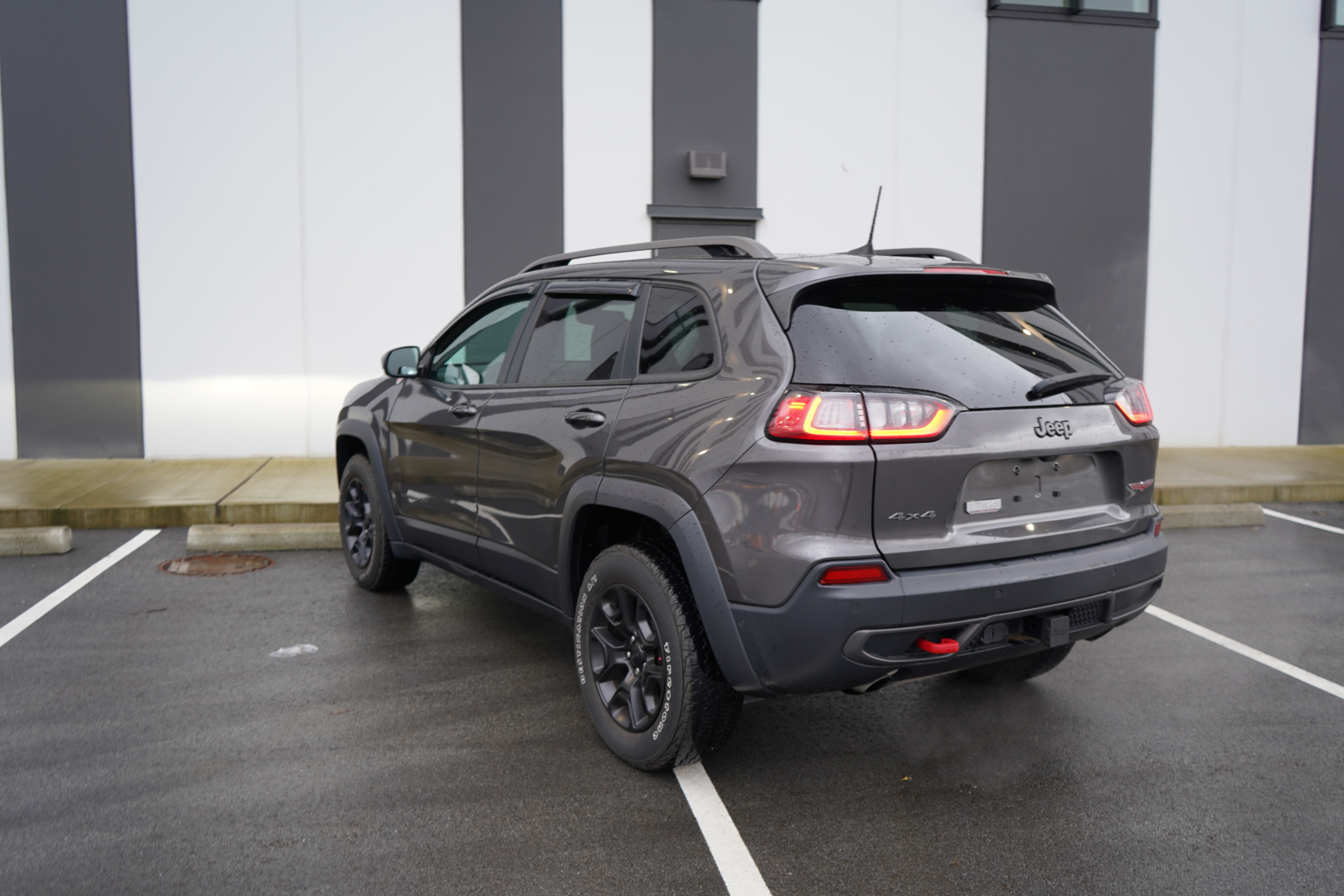 /worldwidemodernauto/2021-Jeep-Cherokee-6924079706652839.jpg