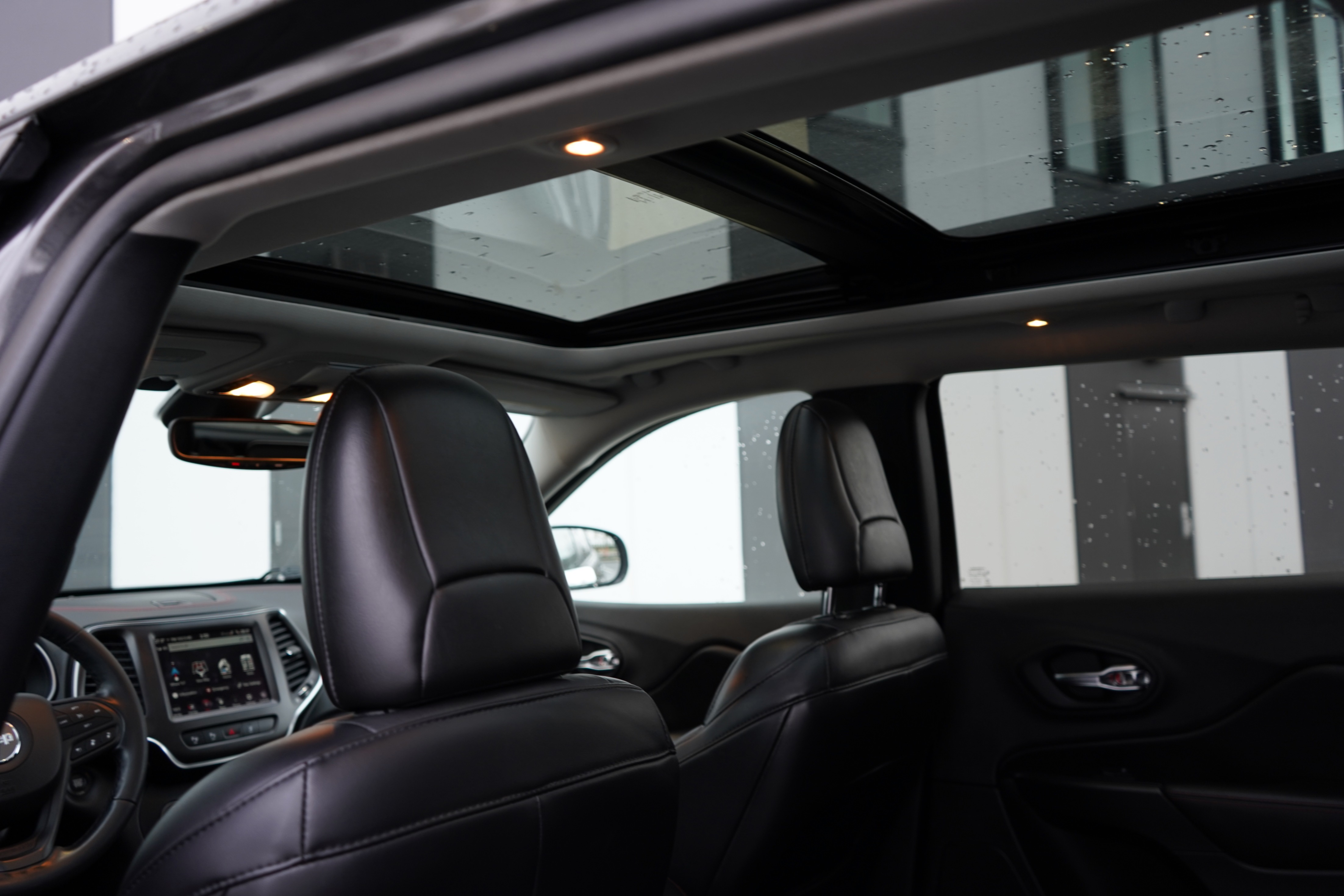 /worldwidemodernauto/2021-Jeep-Cherokee-8050917151909744.jpg