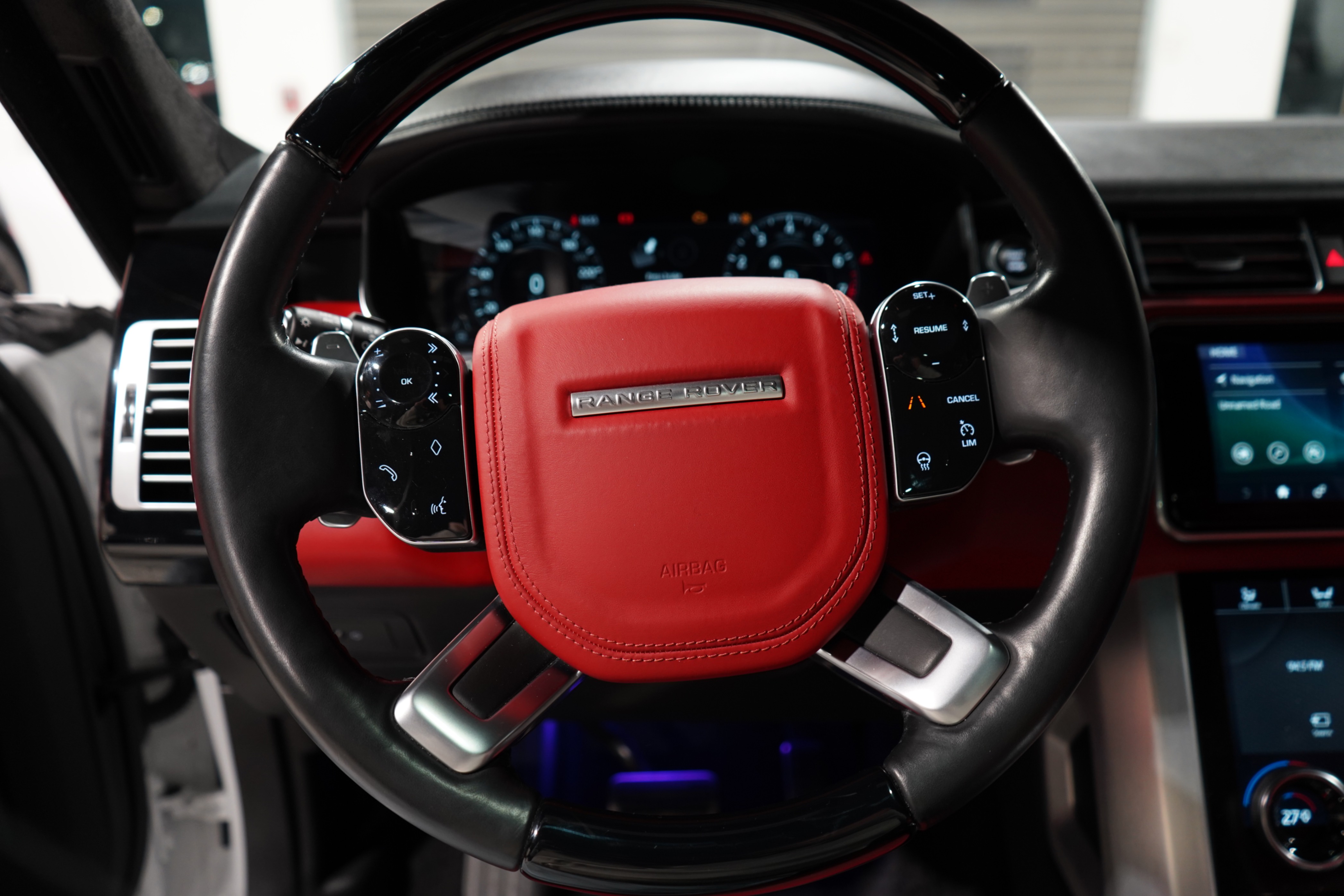 /worldwidemodernauto/2021-LandRover-RangeRover-700914473613679.jpg