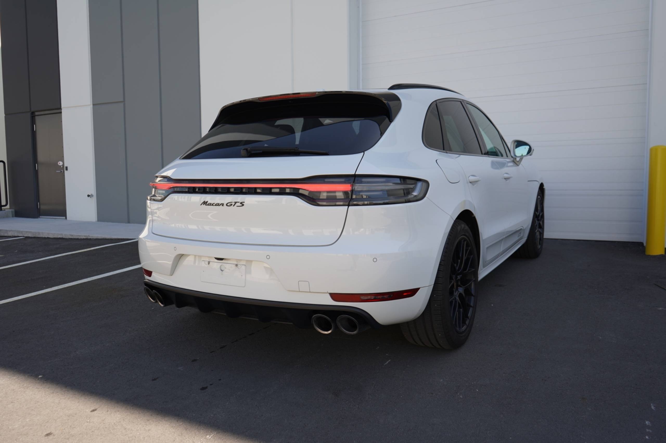 /worldwidemodernauto/2021-Porsche-Macan-6704322906738245.jpg