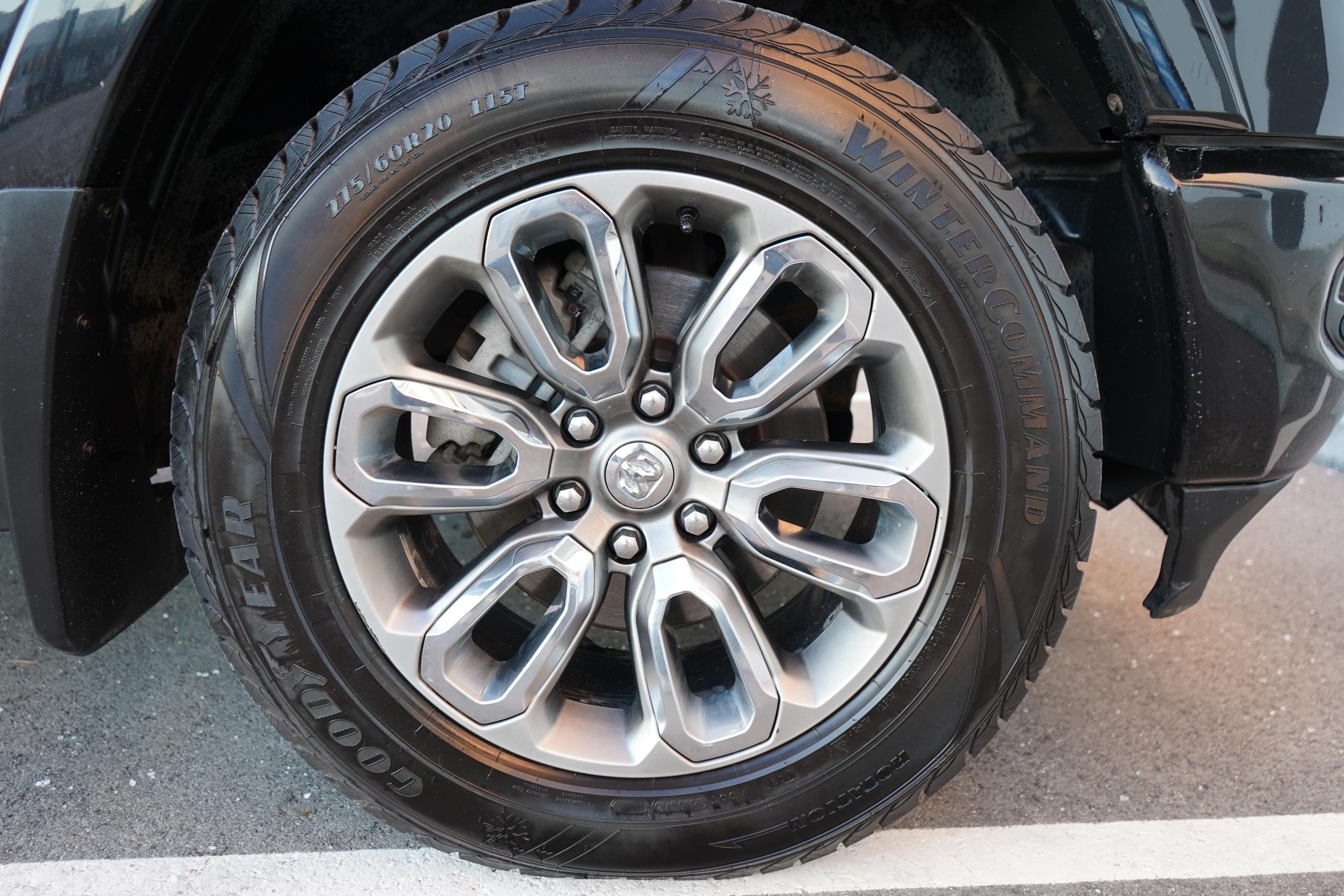 /worldwidemodernauto/2021-Ram-1500-2708140595093578.jpg