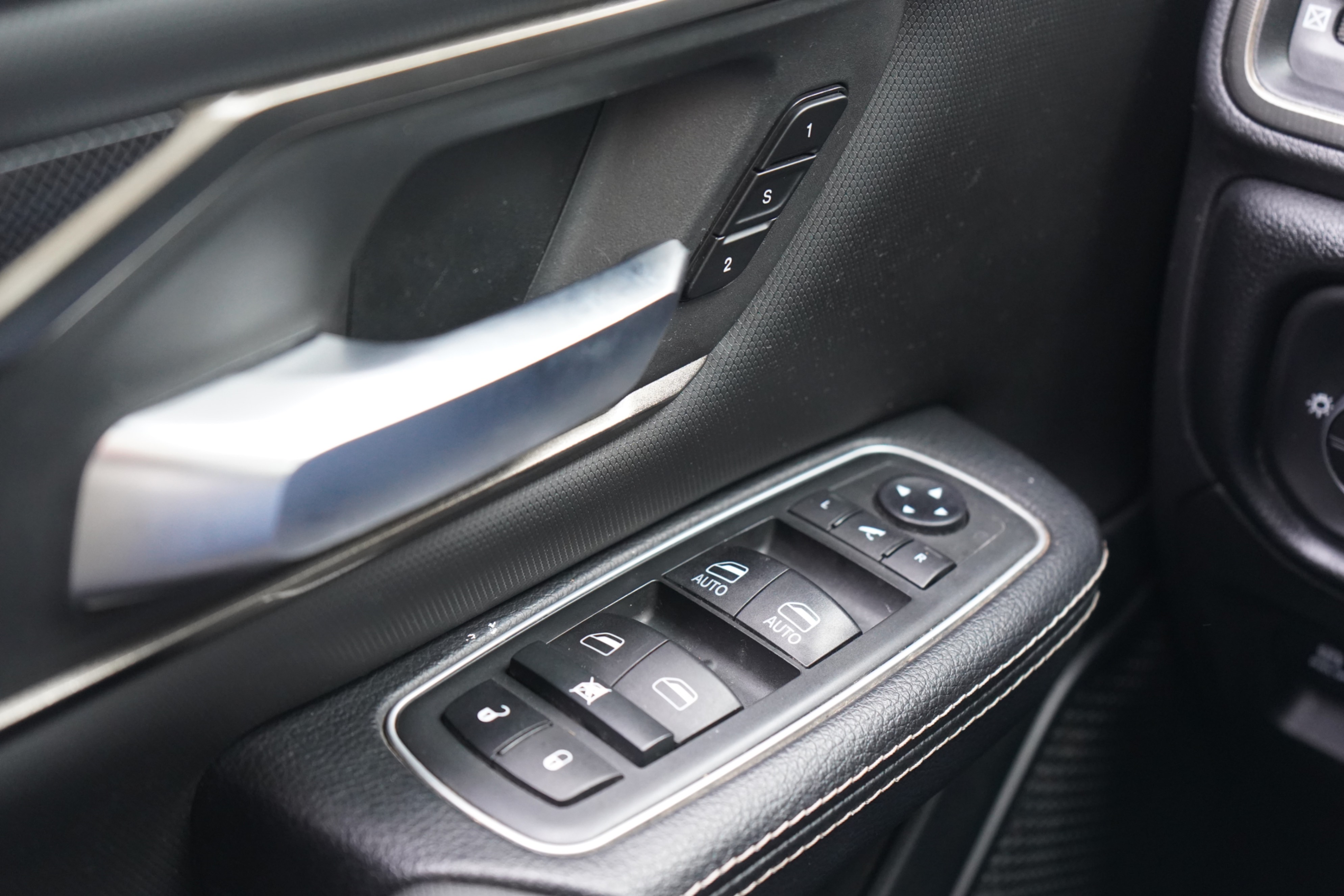 /worldwidemodernauto/2021-Ram-1500-39403259855456607.jpg