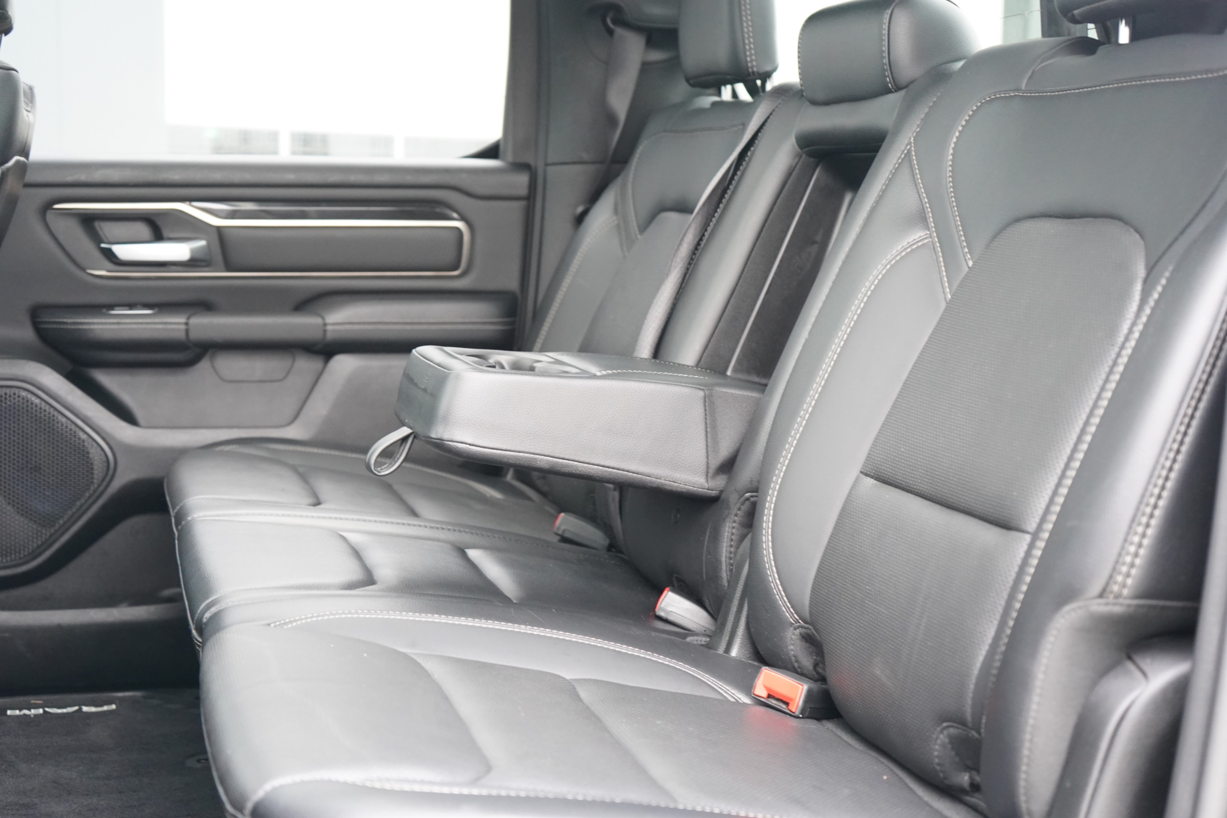 /worldwidemodernauto/2021-Ram-1500-6644446408052929.jpg