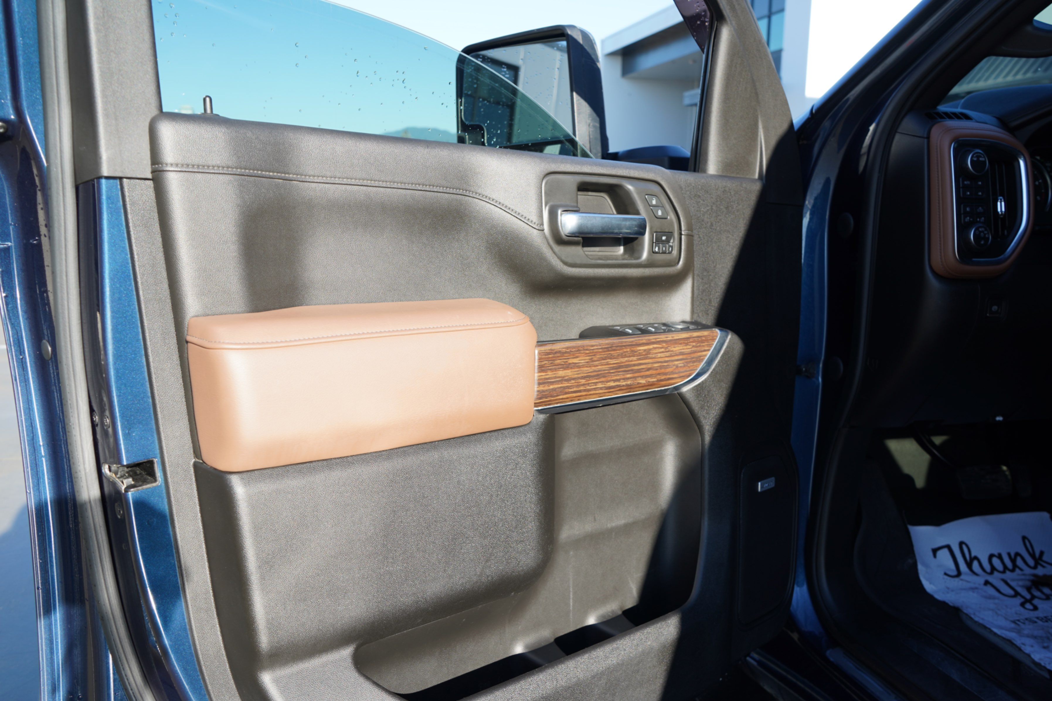 /worldwidemodernauto/2022-Chevrolet-Silverado3500HD-4328161155805552.jpg