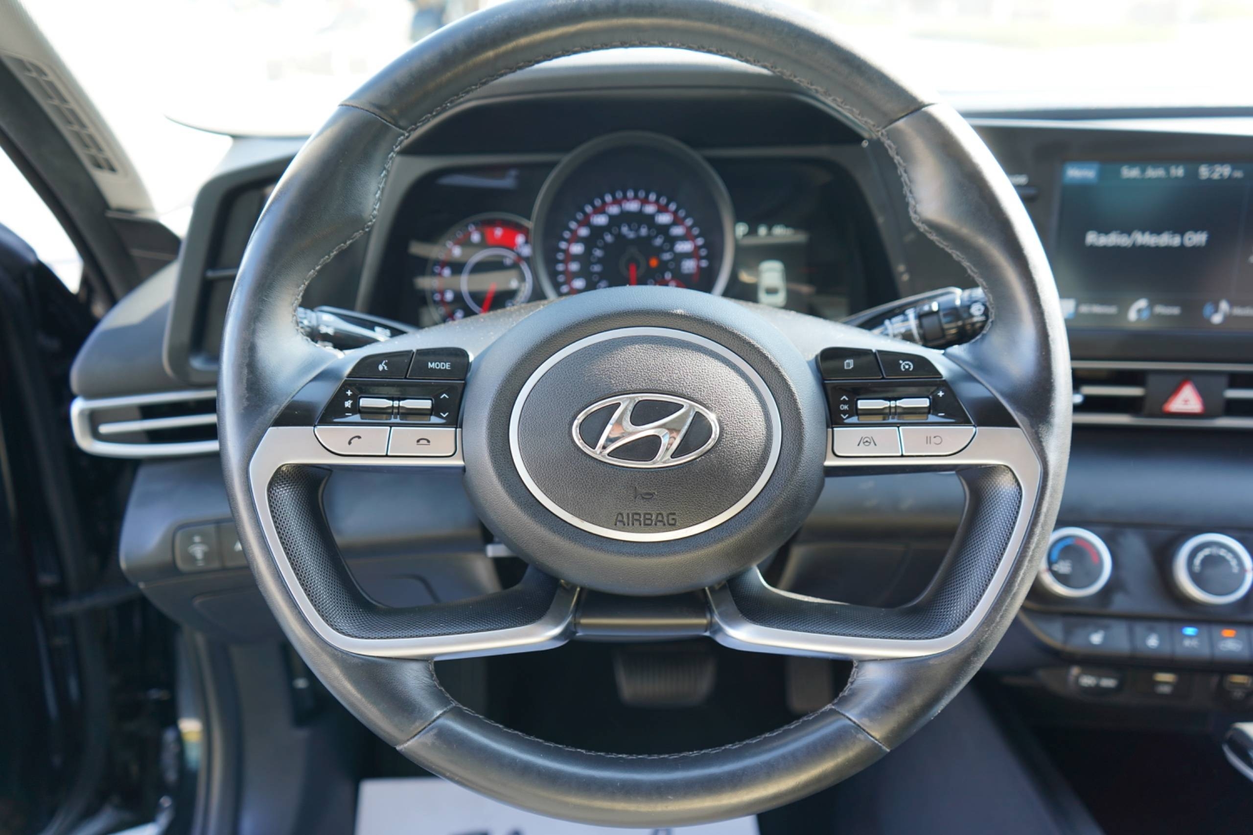 /worldwidemodernauto/2022-Hyundai-Elantra-2073958742072184.jpg