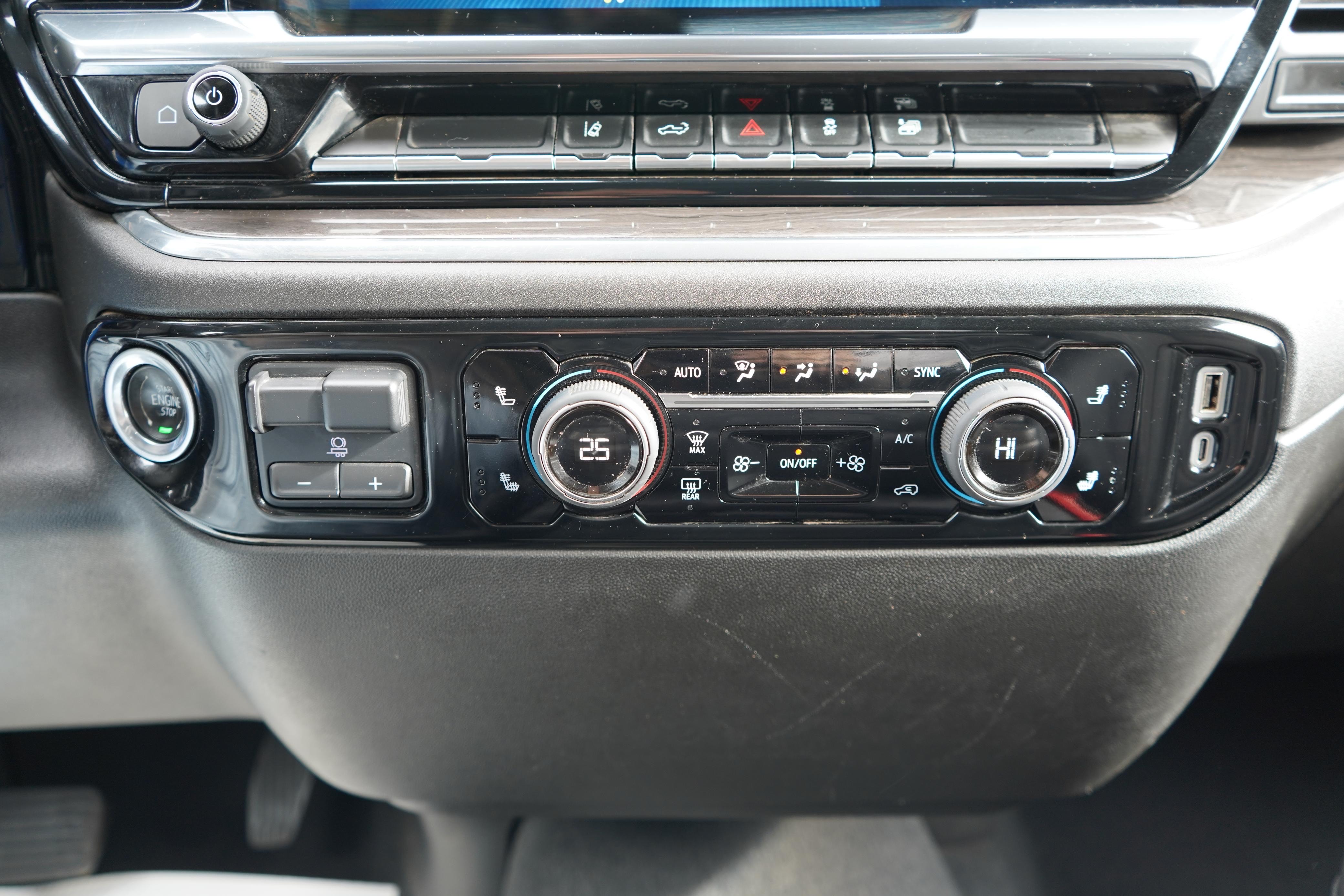 /worldwidemodernauto/2024-Chevrolet-Silverado3500HD-6566296827287499.jpg