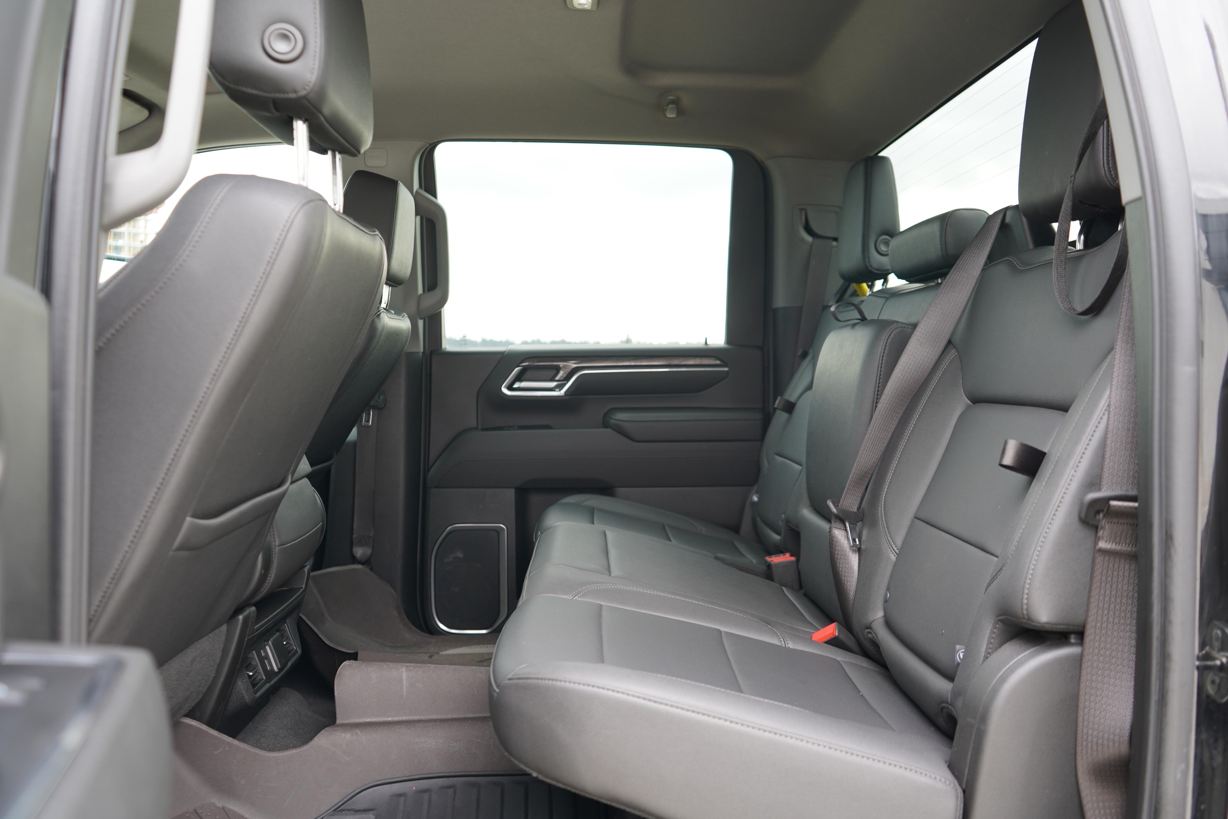 /worldwidemodernauto/2024-Chevrolet-Silverado3500HD-8149502775560109.jpg