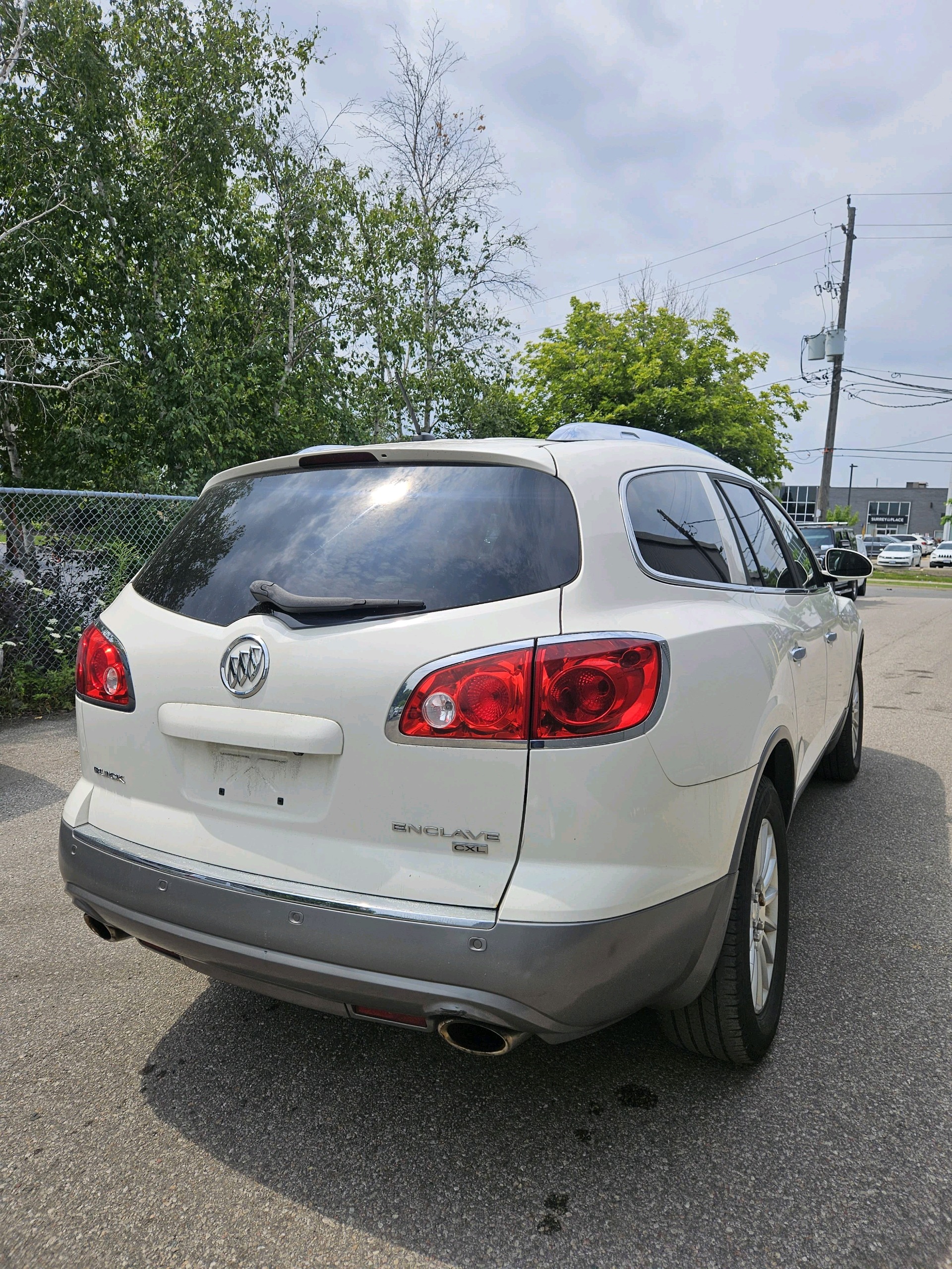 /xsellfinecars/2010-Buick-Enclave-2734308360636004.jpg