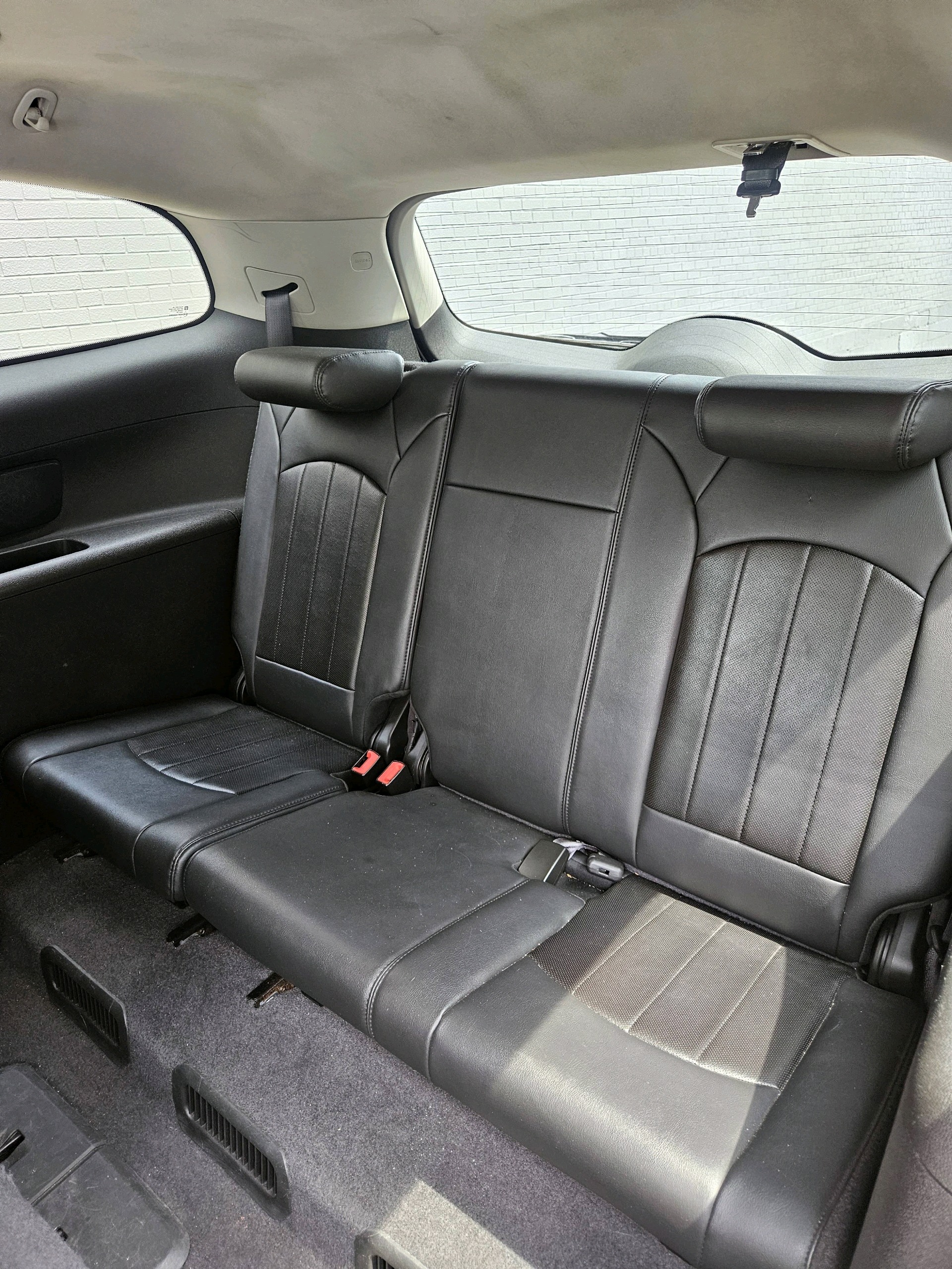/xsellfinecars/2010-Buick-Enclave-579298125652985.jpg