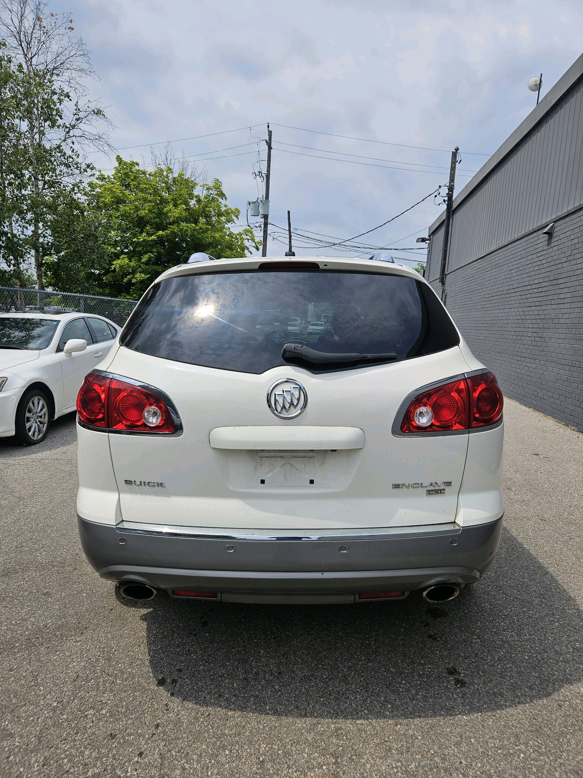 /xsellfinecars/2010-Buick-Enclave-7655110642530498.jpg