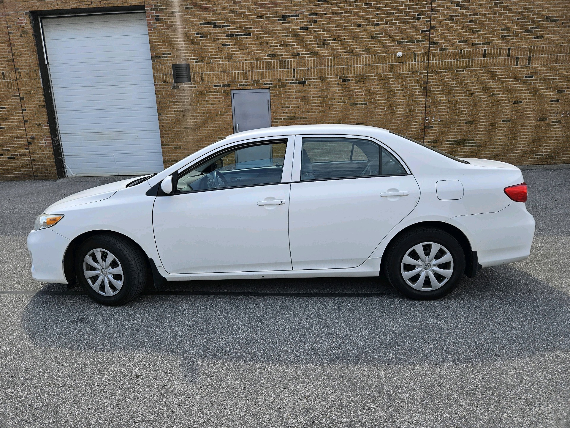 /xsellfinecars/2013-Toyota-Corolla-005632330427933541.jpg