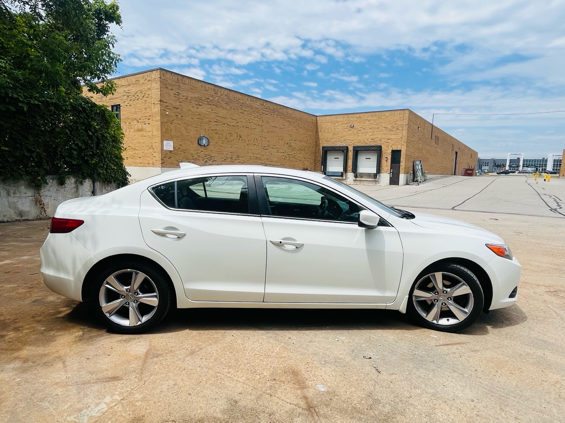 /xsellfinecars/2014-Acura-ILX-7556891135975914.jpg