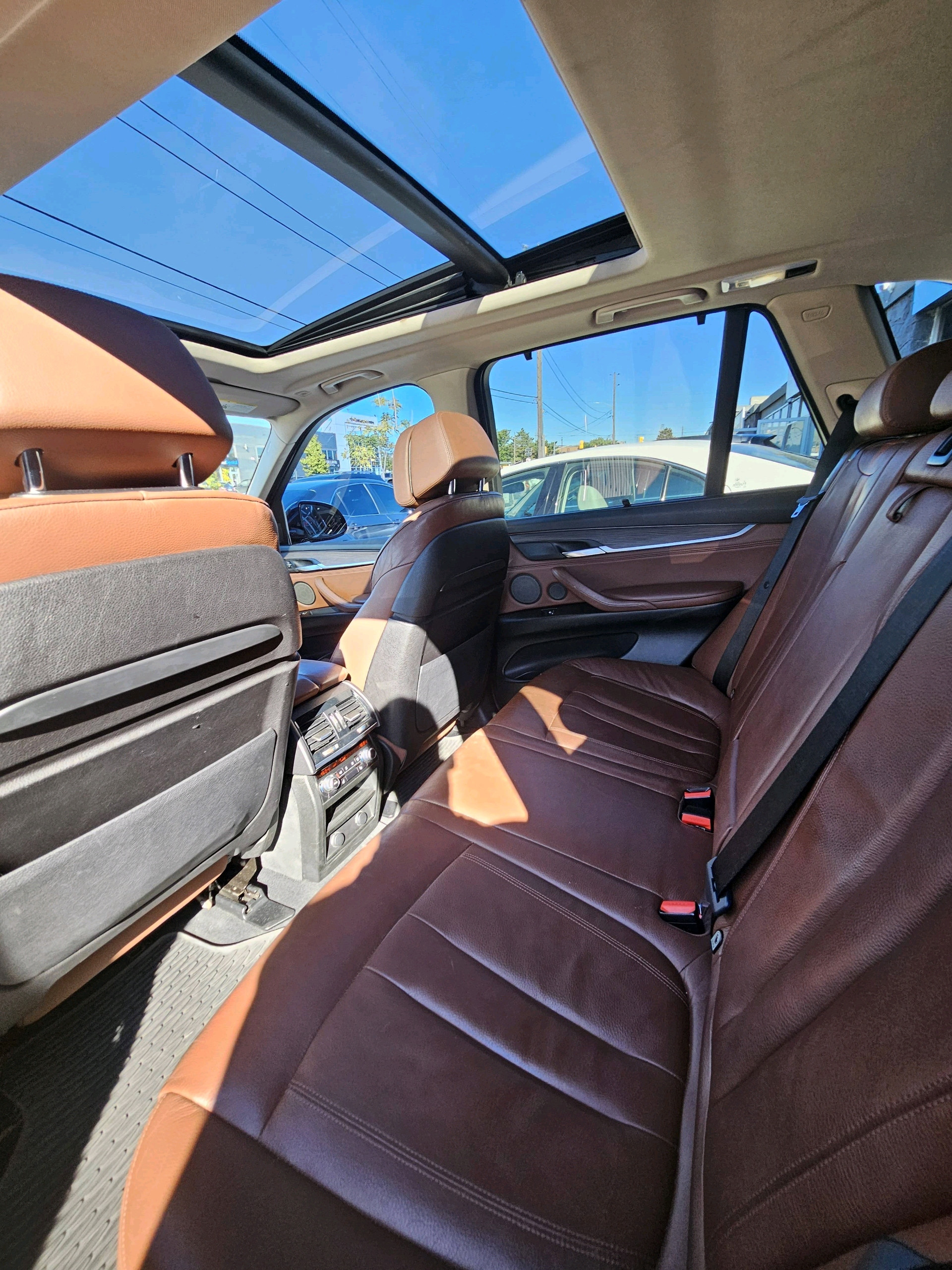/xsellfinecars/2014-BMW-X5-6581655822837702.jpg