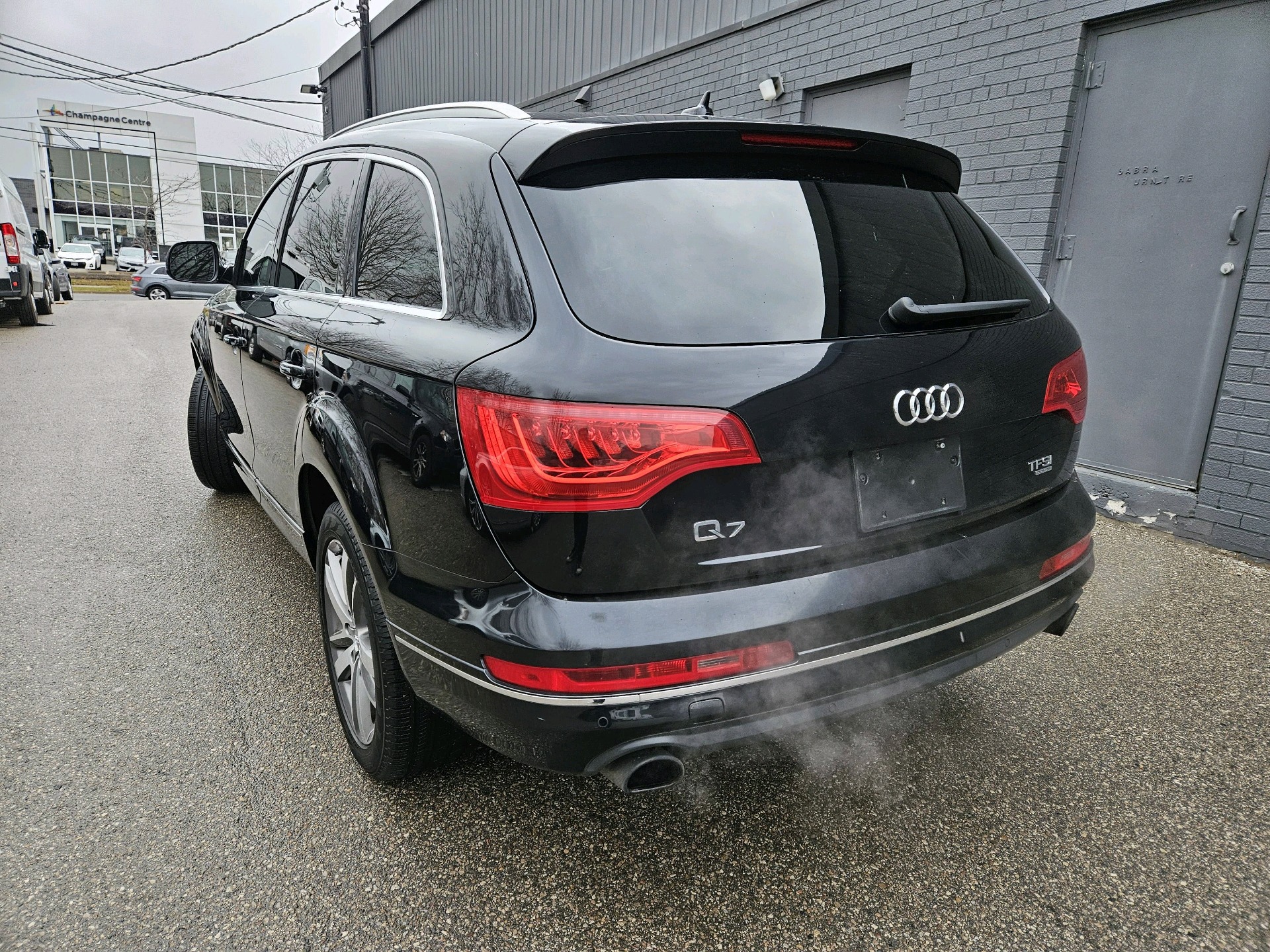 /xsellfinecars/2015-Audi-Q7-35084195574750265.jpg