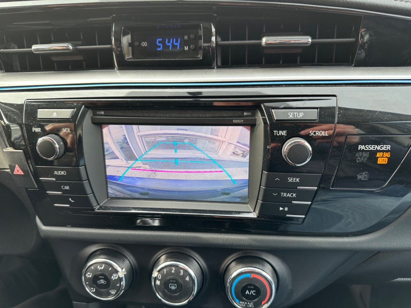 /xsellfinecars/2016-Toyota-Corolla-5524923736622072.jpg