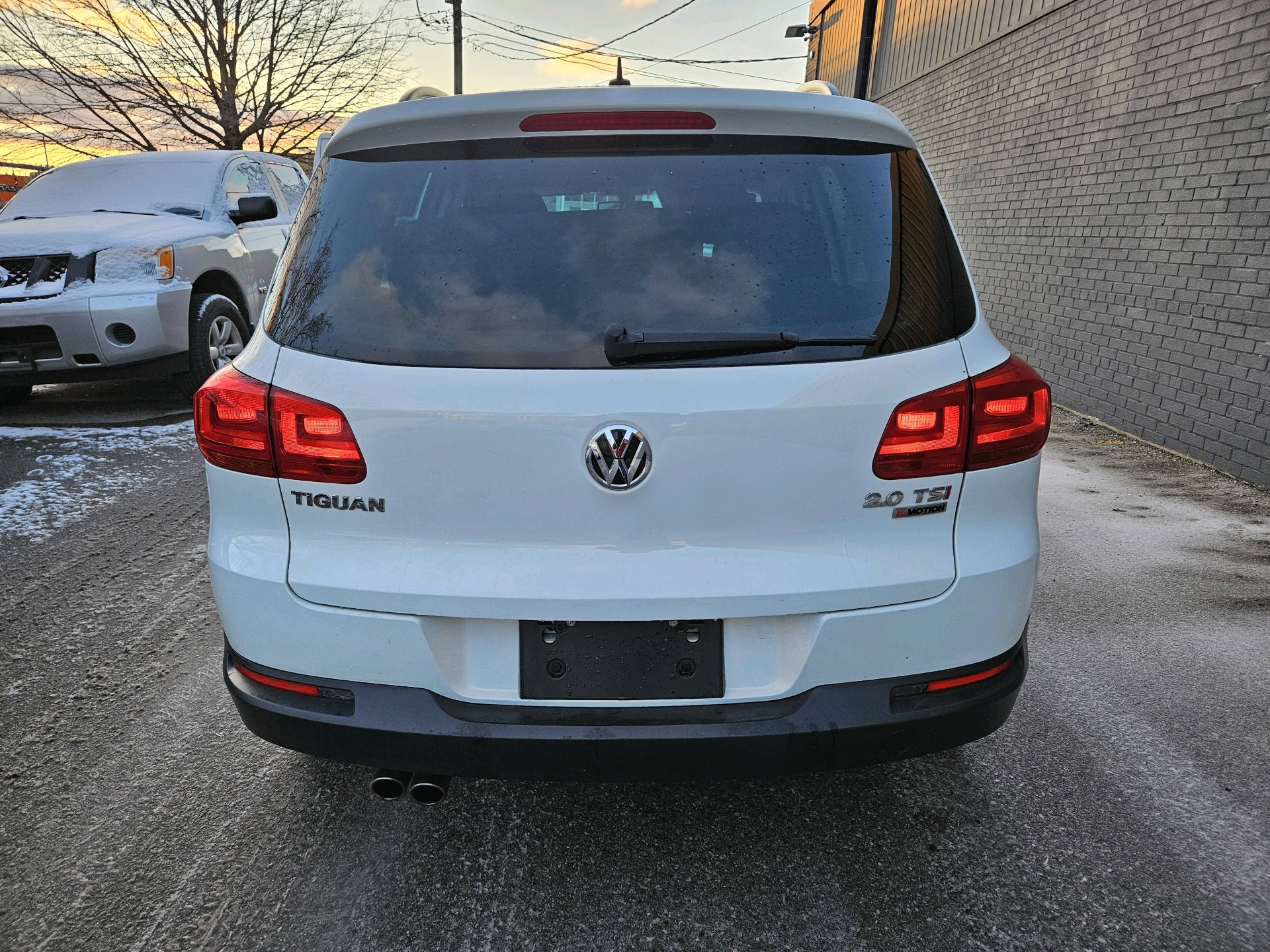 /xsellfinecars/2016-Volkswagen-Tiguan-721171641068294.jpg