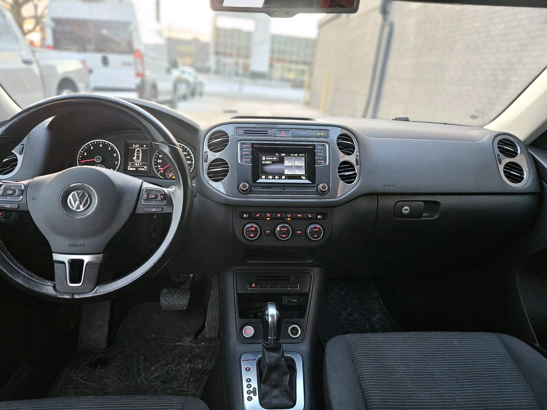 /xsellfinecars/2016-Volkswagen-Tiguan-8485016012917113.jpg