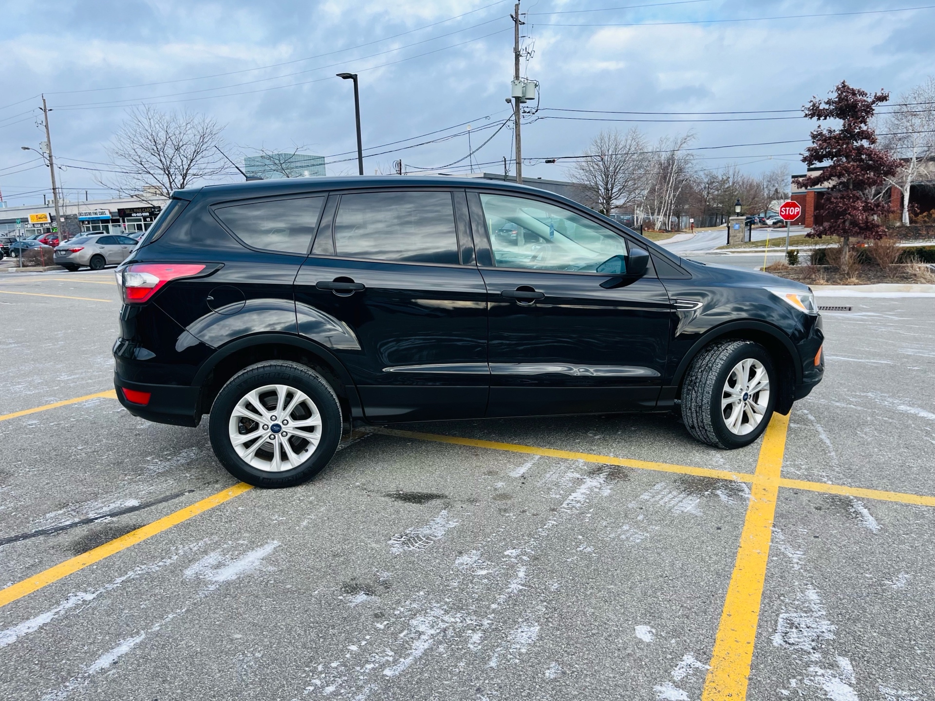 /xsellfinecars/2017-Ford-Escape-31902611917822044.jpg