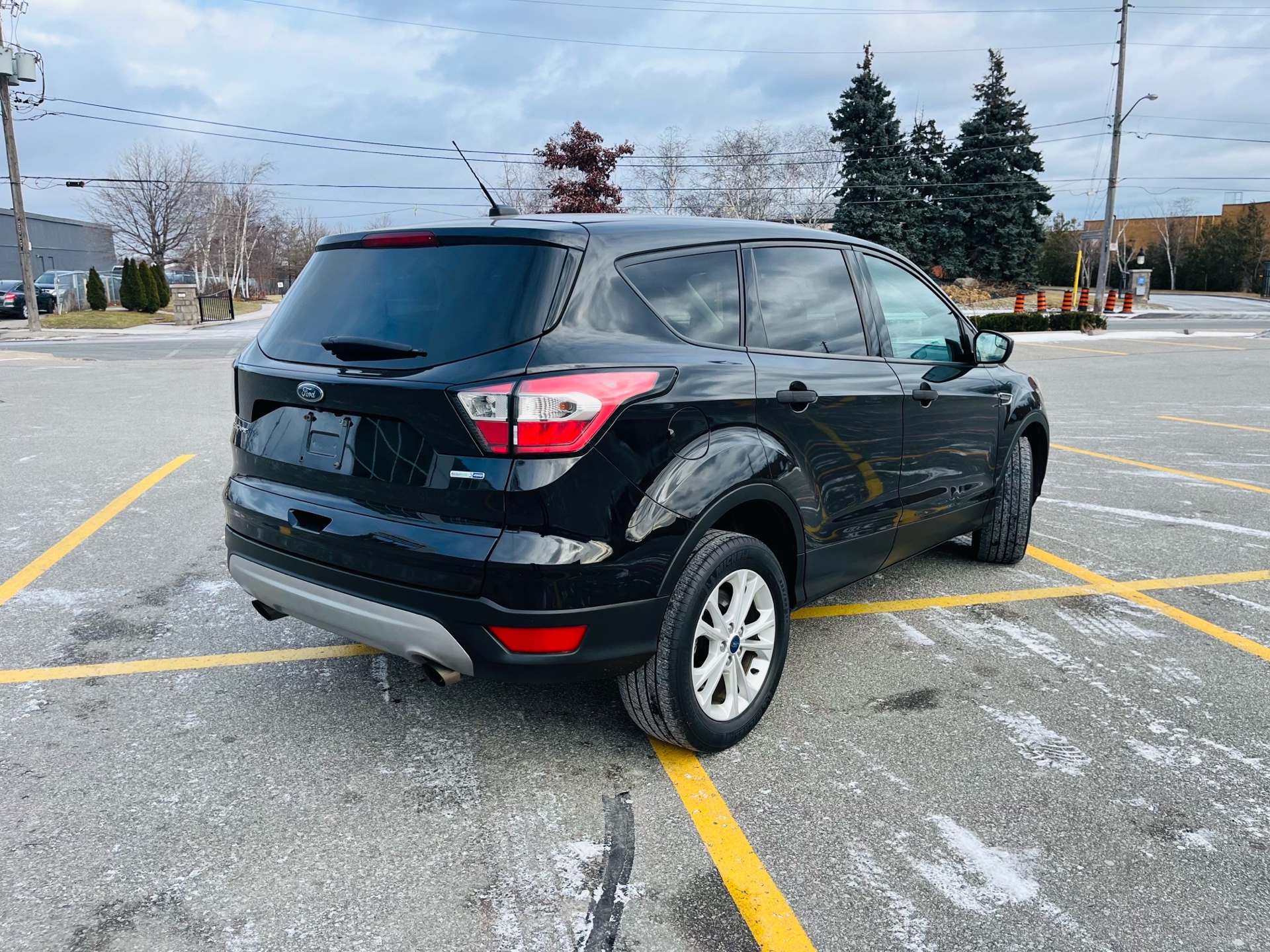 /xsellfinecars/2017-Ford-Escape-7731873627436532.jpg