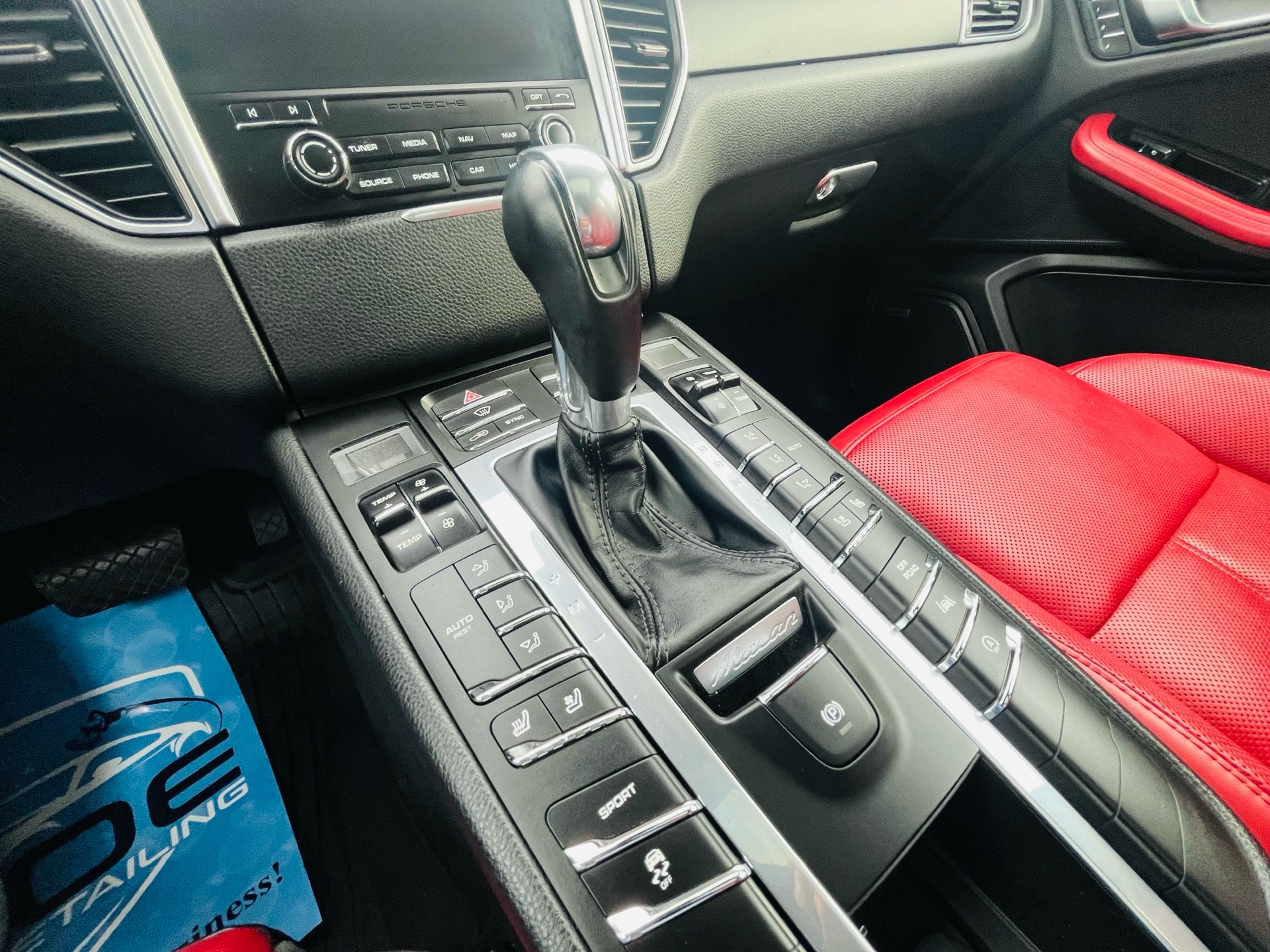 /xsellfinecars/2018-Porsche-Macan-19618636026423486.jpg