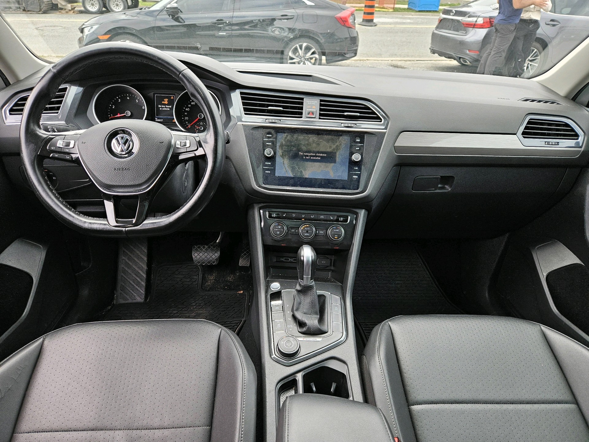 /xsellfinecars/2018-Volkswagen-Tiguan-7150241802997843.jpg