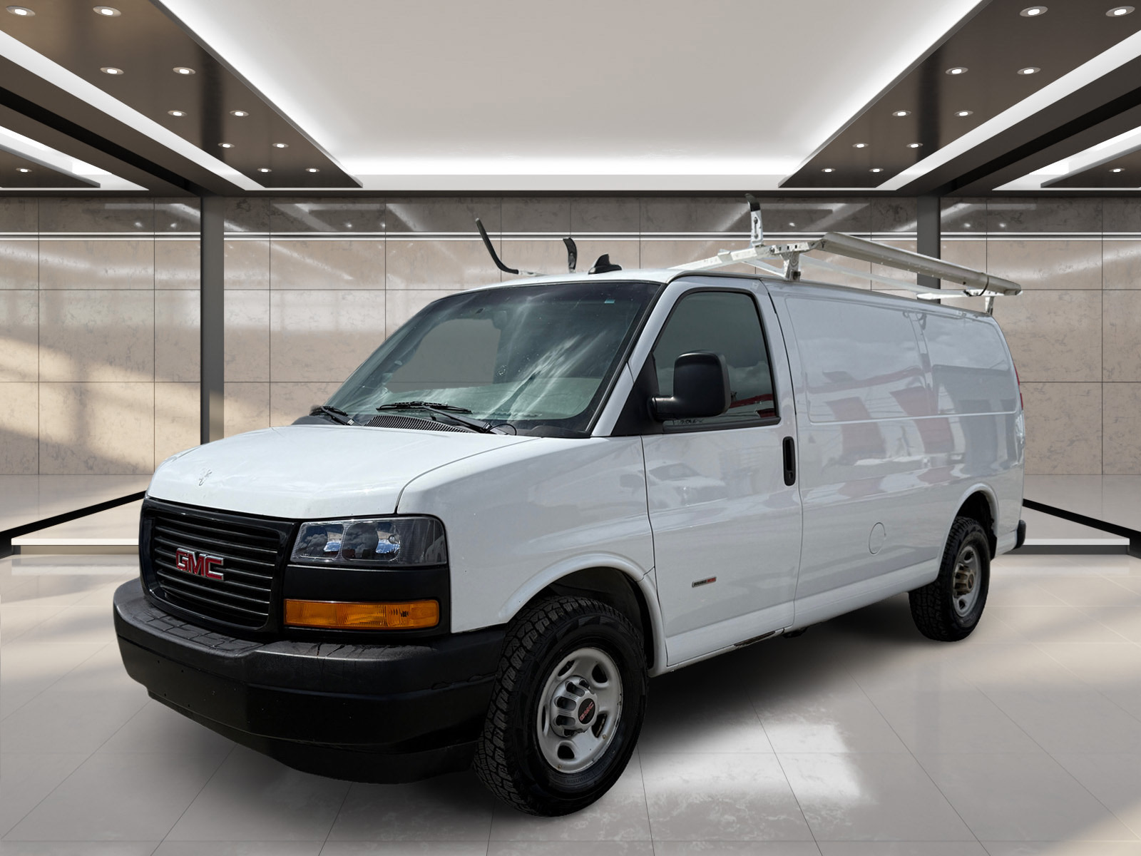 2018 GMC Savana RWD 2500 135"