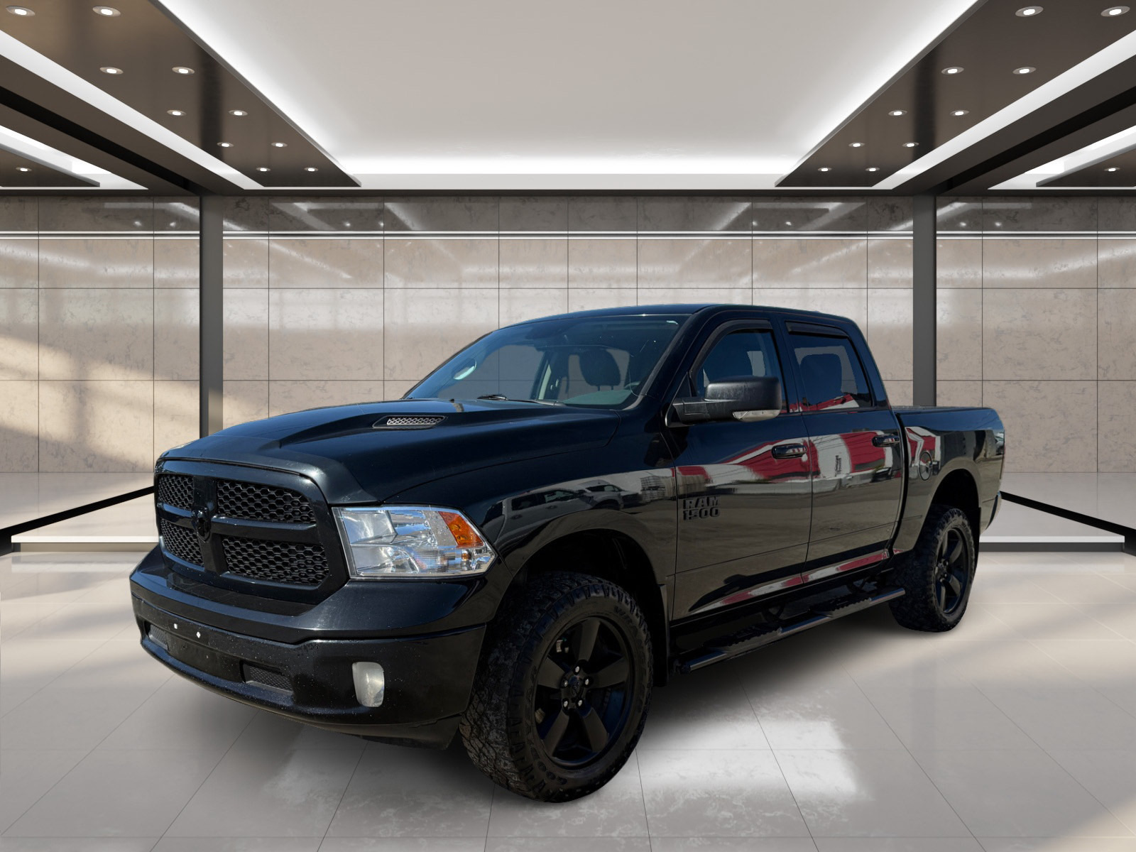2019 RAM 1500 SLT 4x4 Crew Cab 5'7" Box