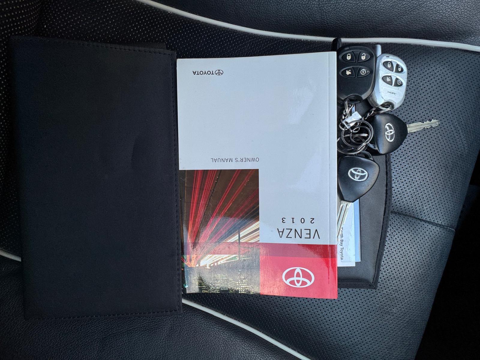 /yarafinecars/2013-Toyota-Venza-45648637938762193.jpg