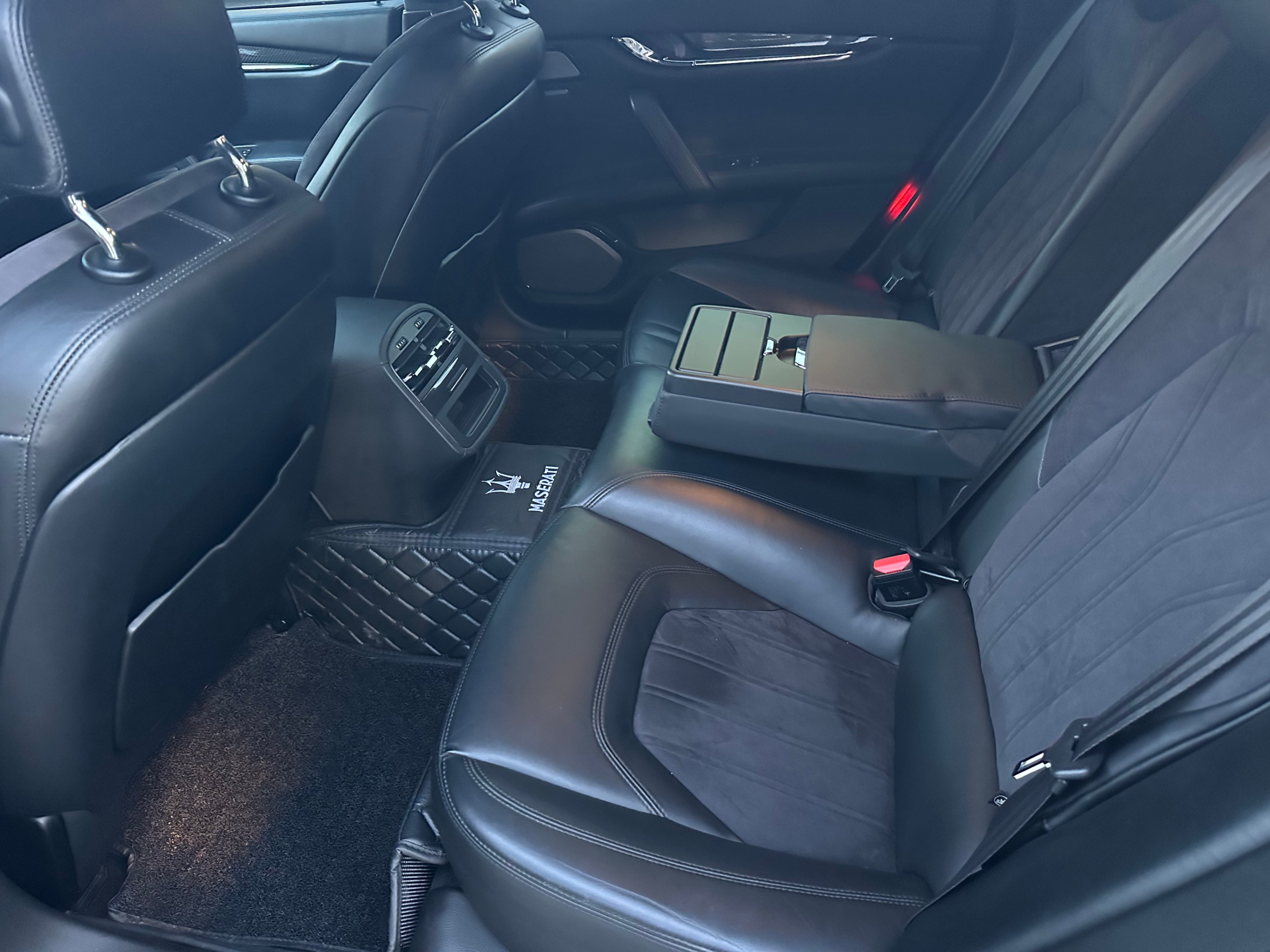 /yarafinecars/2014-Maserati-Quattroporte-9366719472938063.jpg