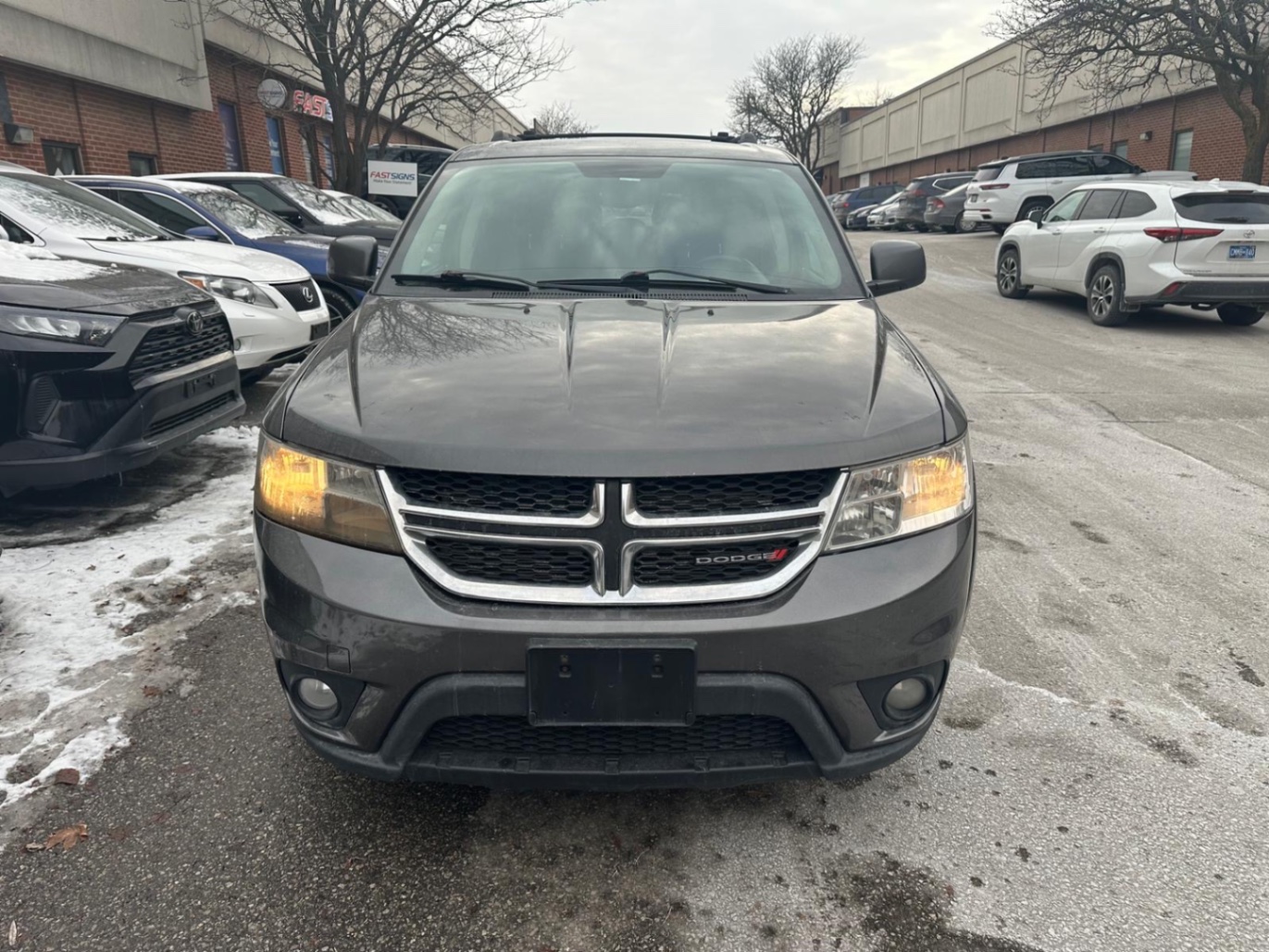 /yarafinecars/2015-Dodge-Journey-016403510600473625.jpg