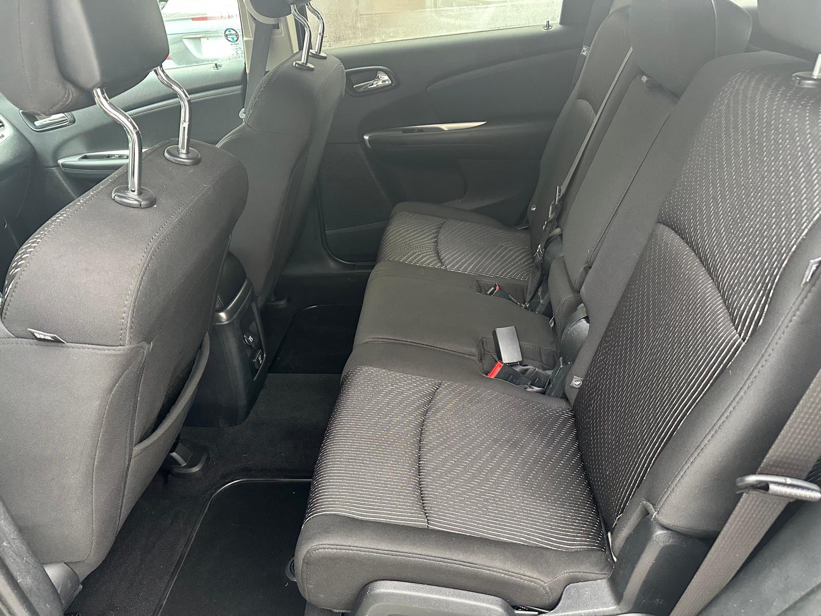 /yarafinecars/2015-Dodge-Journey-25012571960092367.jpg