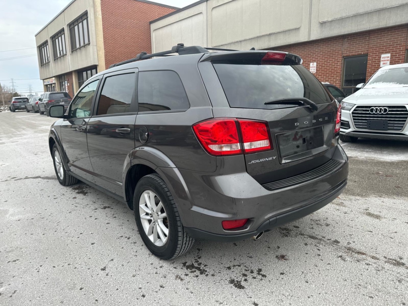 /yarafinecars/2015-Dodge-Journey-5936197064132838.jpg