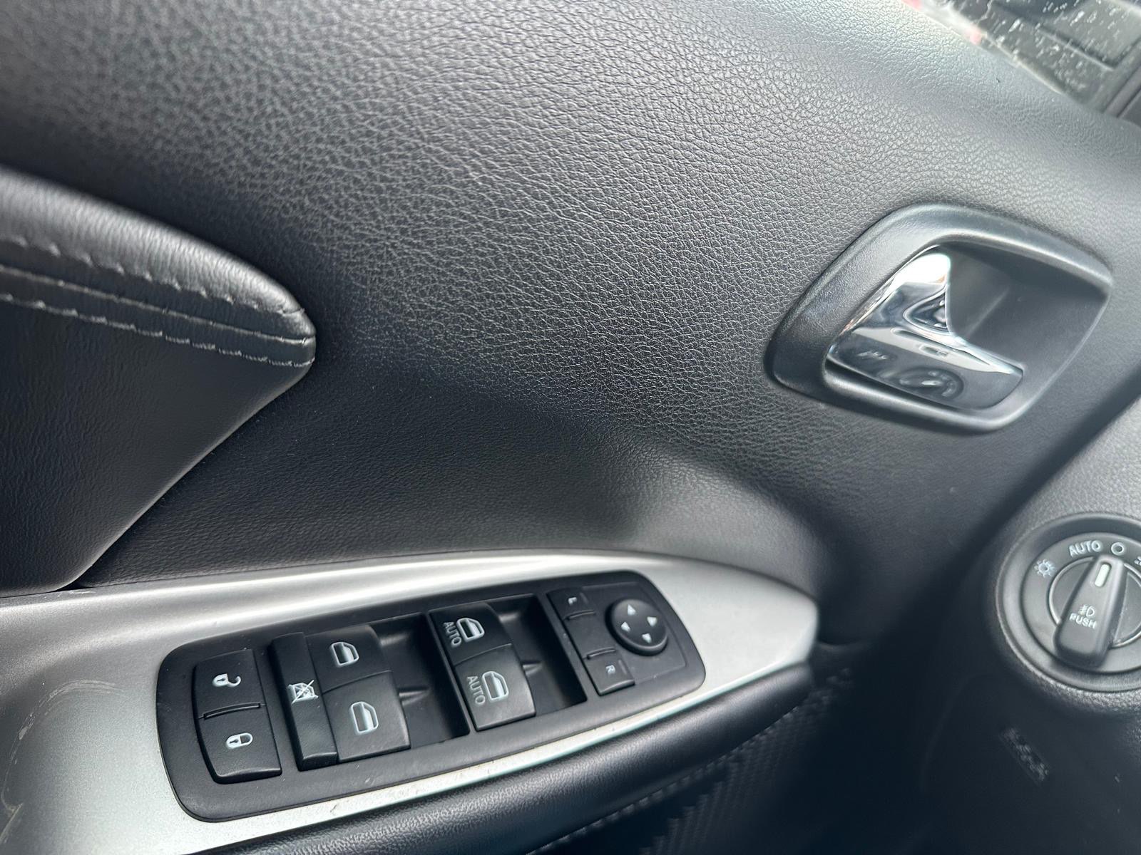 /yarafinecars/2015-Dodge-Journey-7538649860697009.jpg