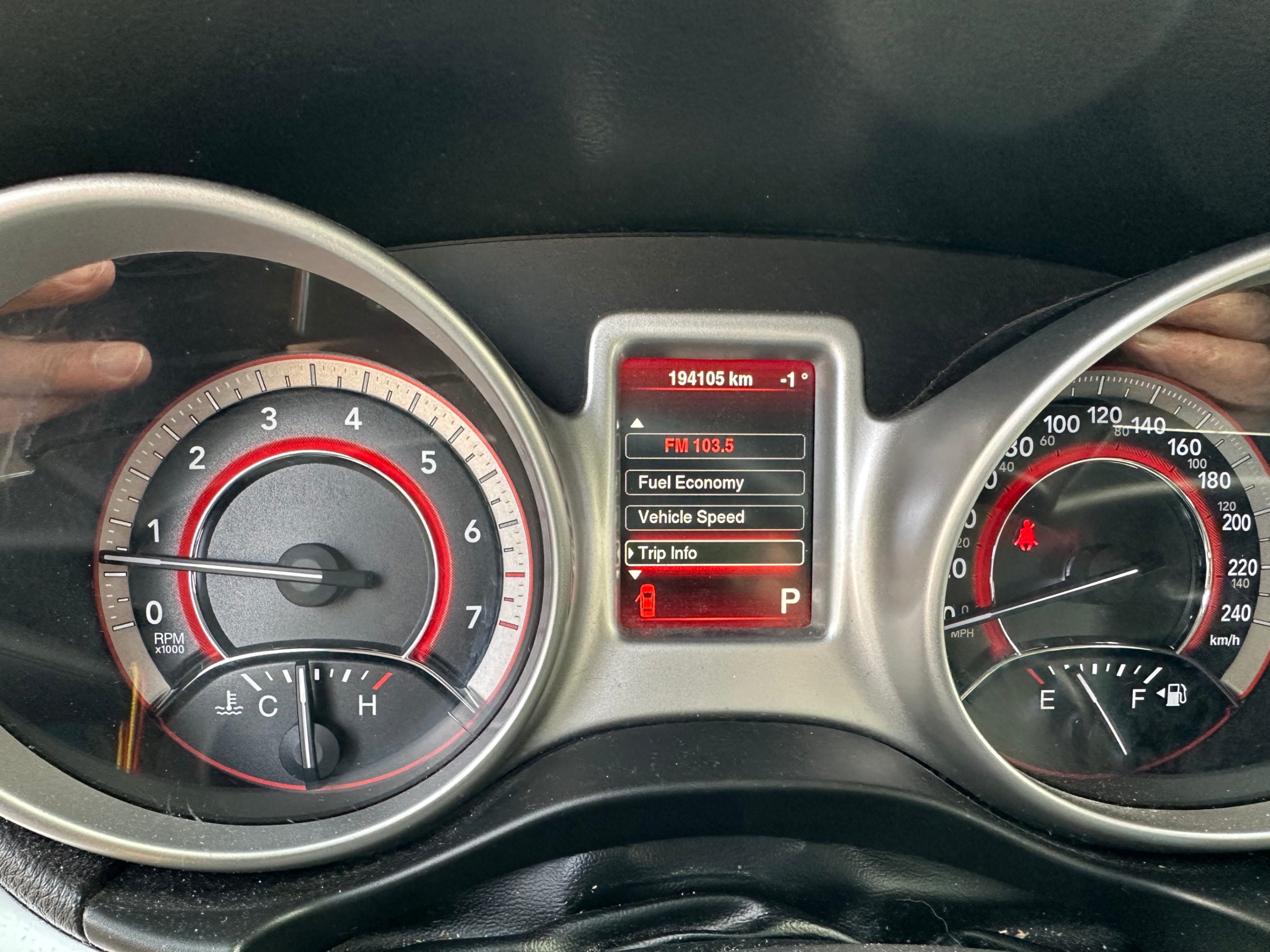/yarafinecars/2015-Dodge-Journey-8026035272596044.jpg