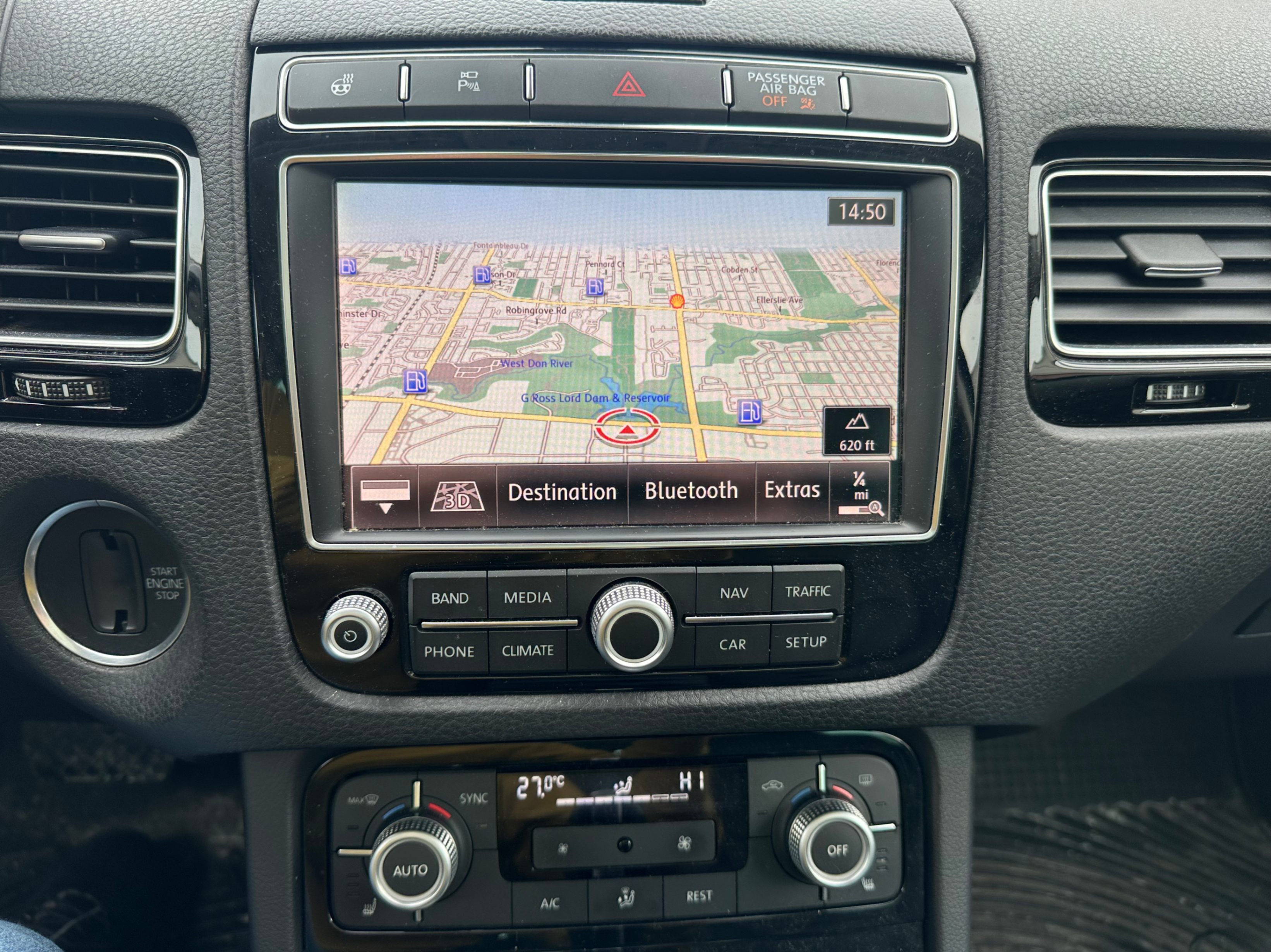 /yarafinecars/2015-Volkswagen-Touareg-5413573674665302.jpg