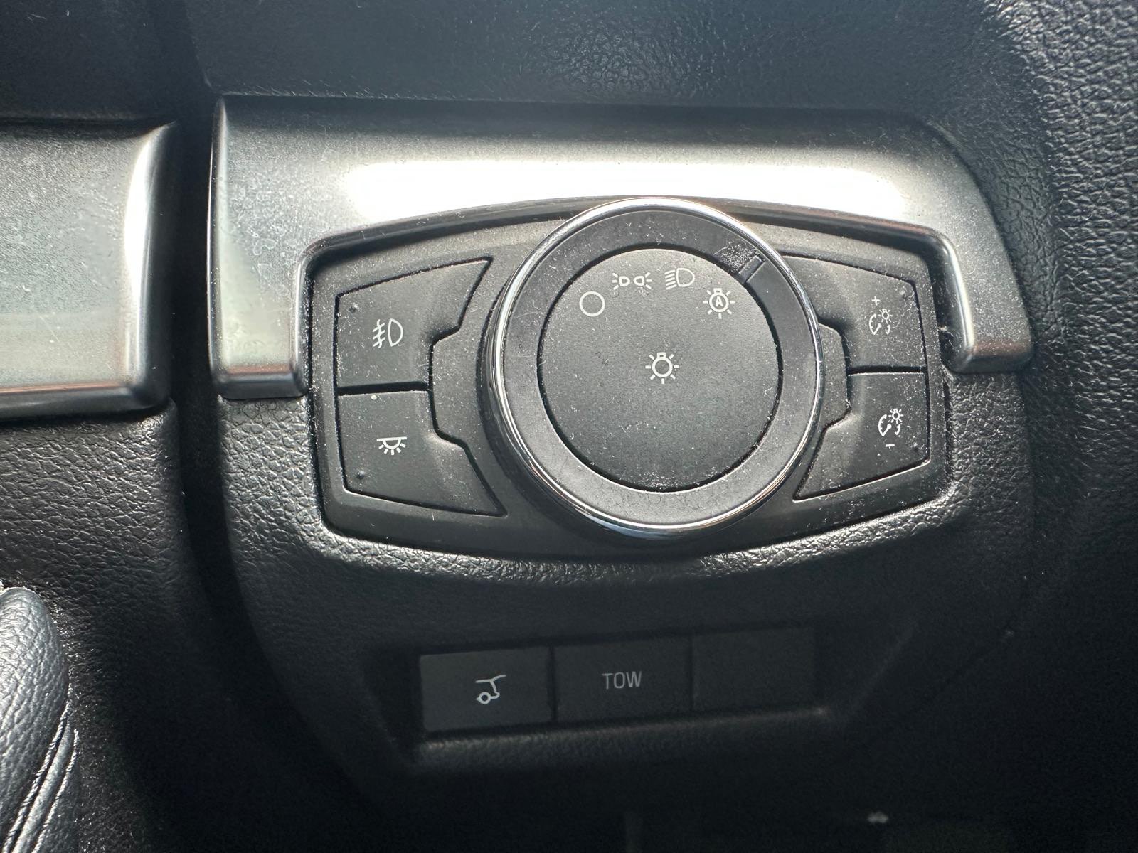 /yarafinecars/2017-Ford-Explorer-3450821243492985.jpg