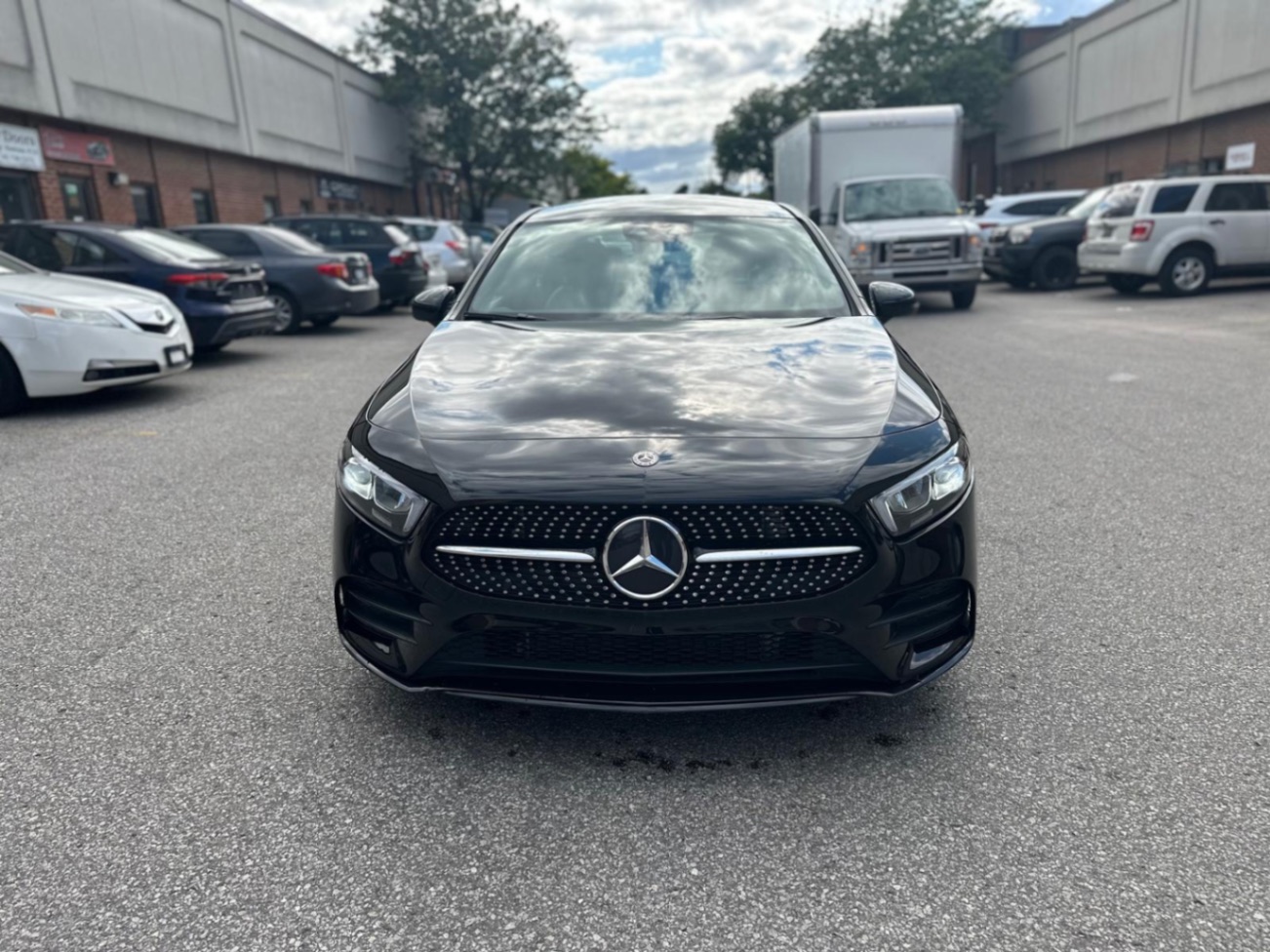 /yarafinecars/2020-Mercedes-Benz-A-Class-4083463497042381.jpg